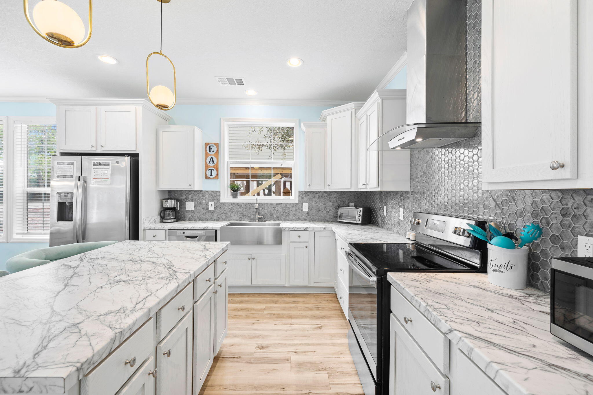 GULF SHORE MANOR - Residential