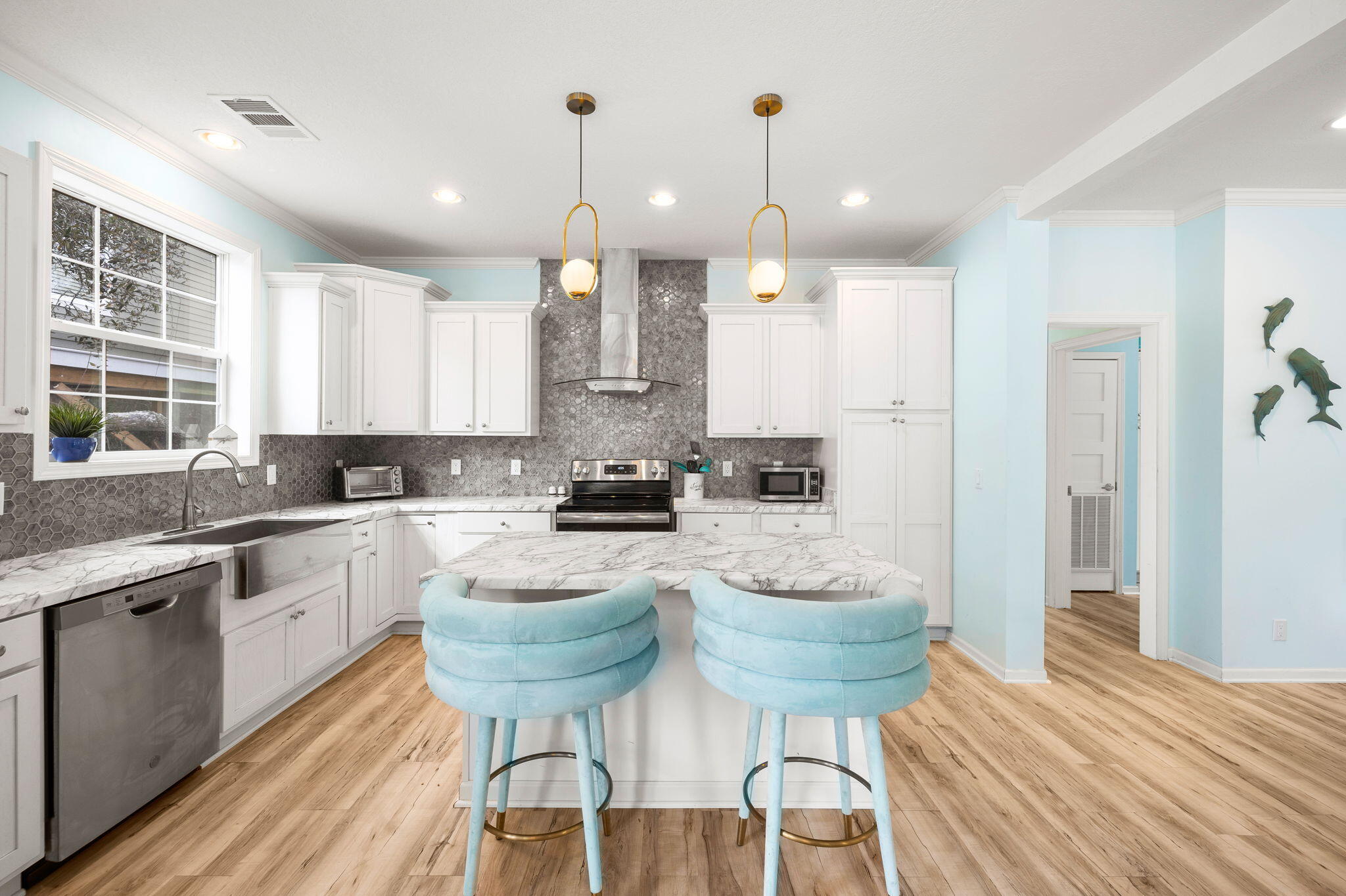 GULF SHORE MANOR - Residential