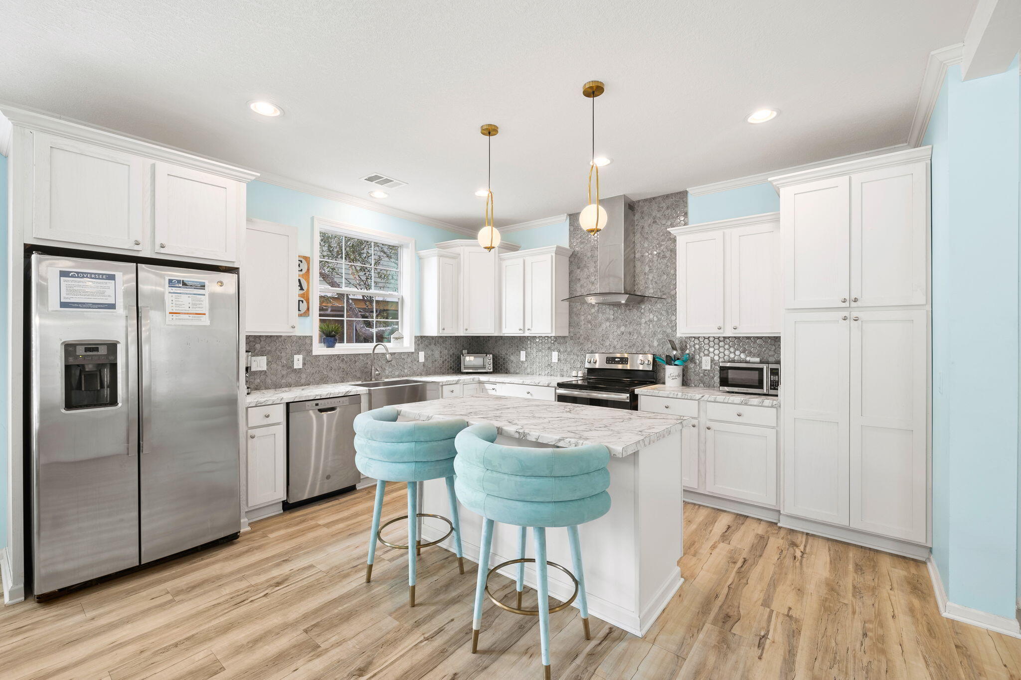 GULF SHORE MANOR - Residential