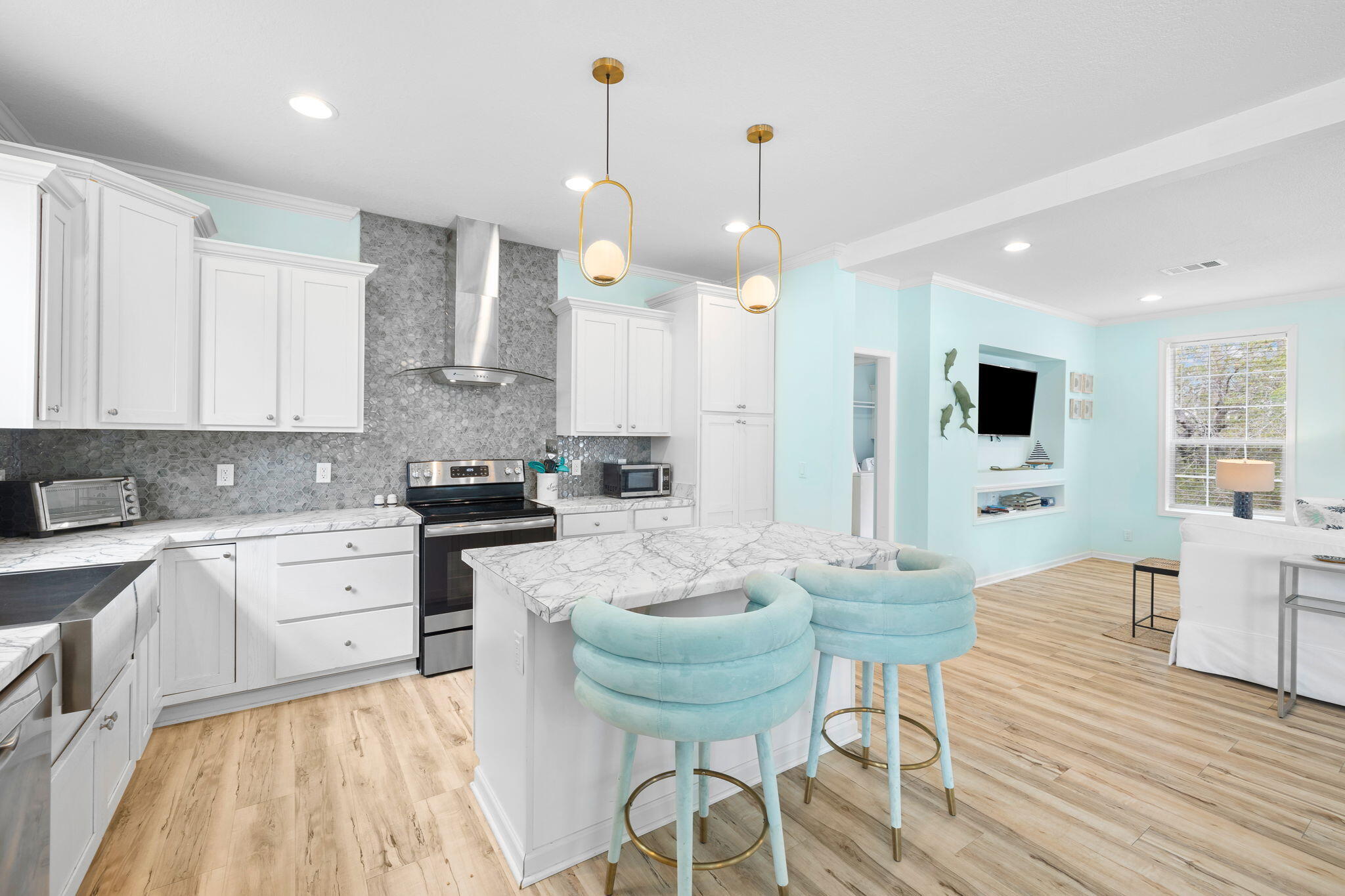 GULF SHORE MANOR - Residential