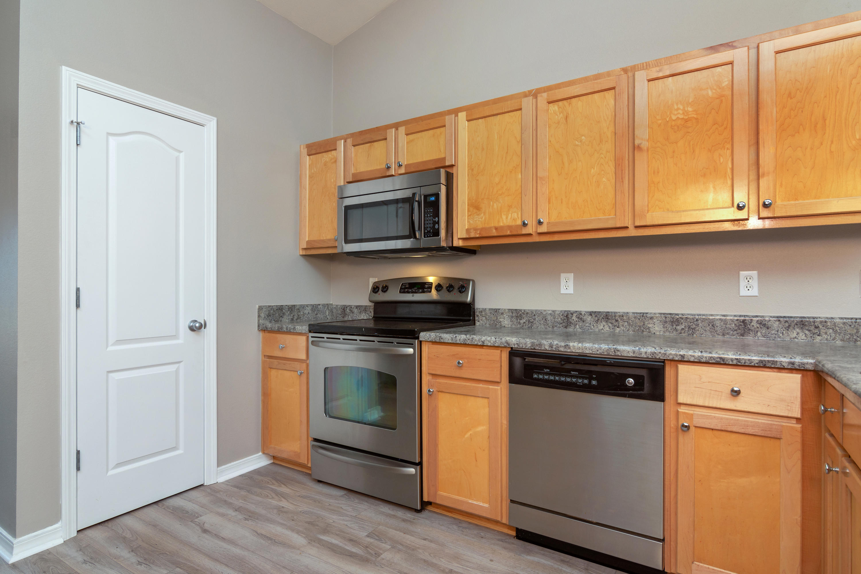 ALICIA PLACE - Residential