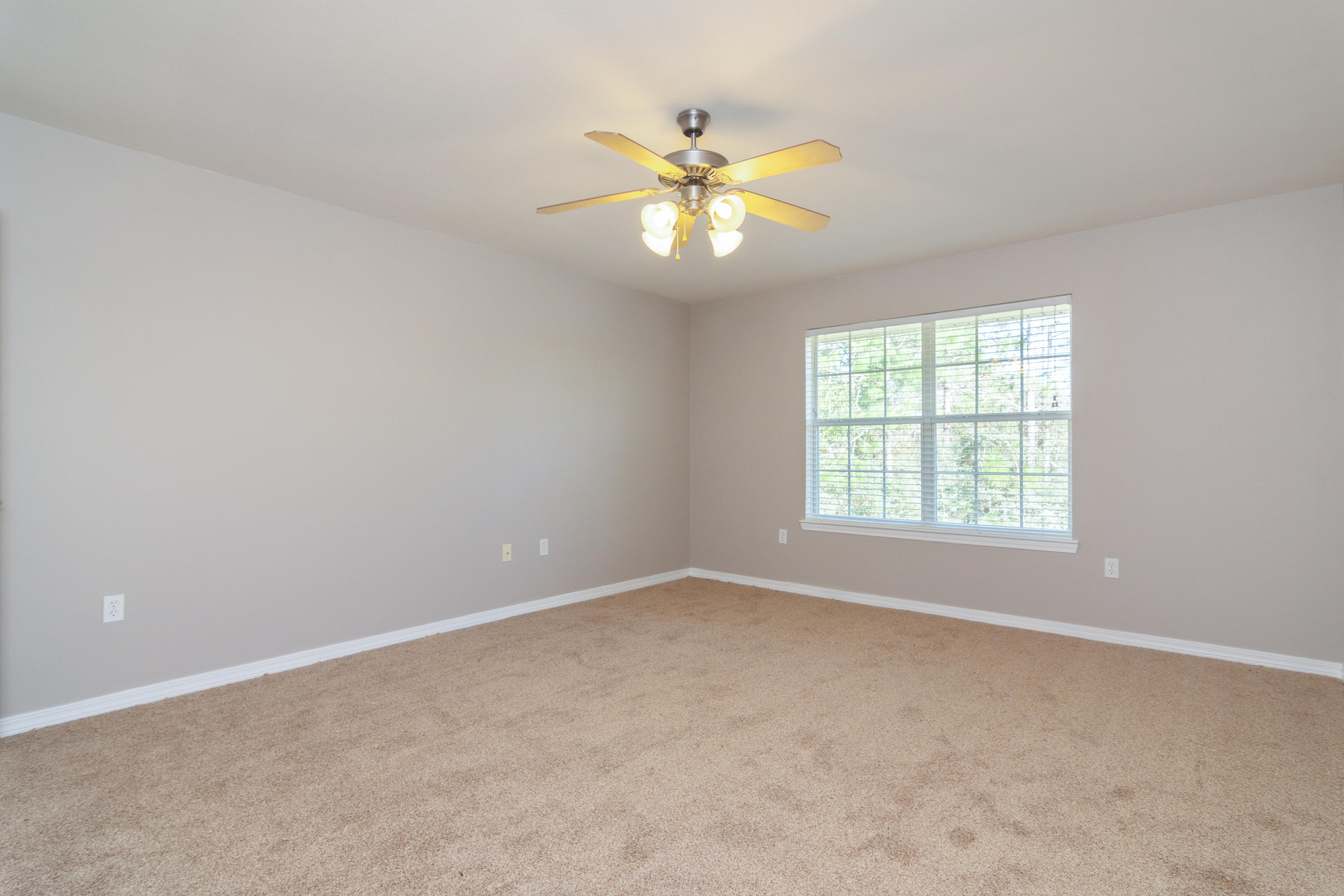 ALICIA PLACE - Residential