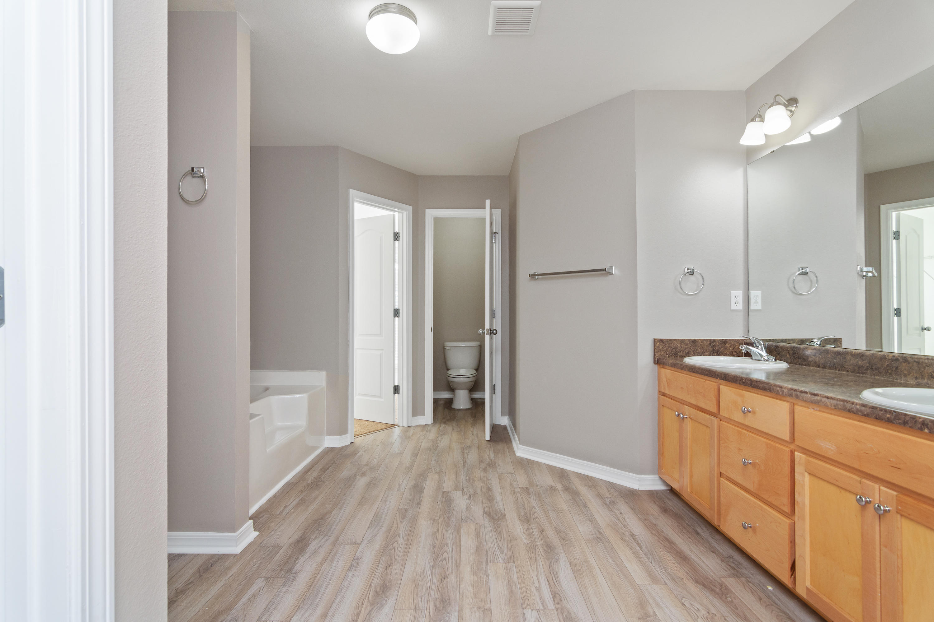 ALICIA PLACE - Residential