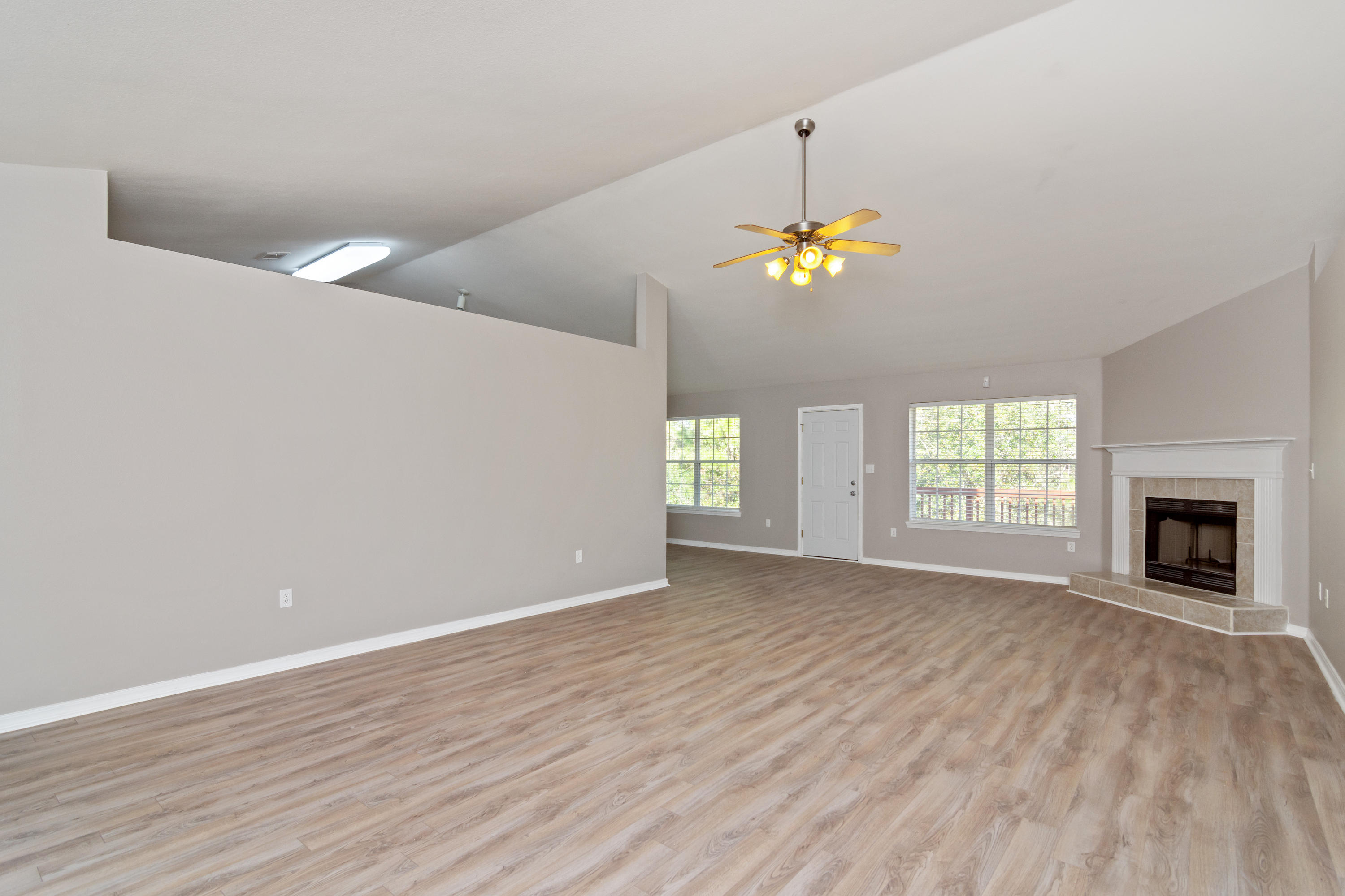 ALICIA PLACE - Residential