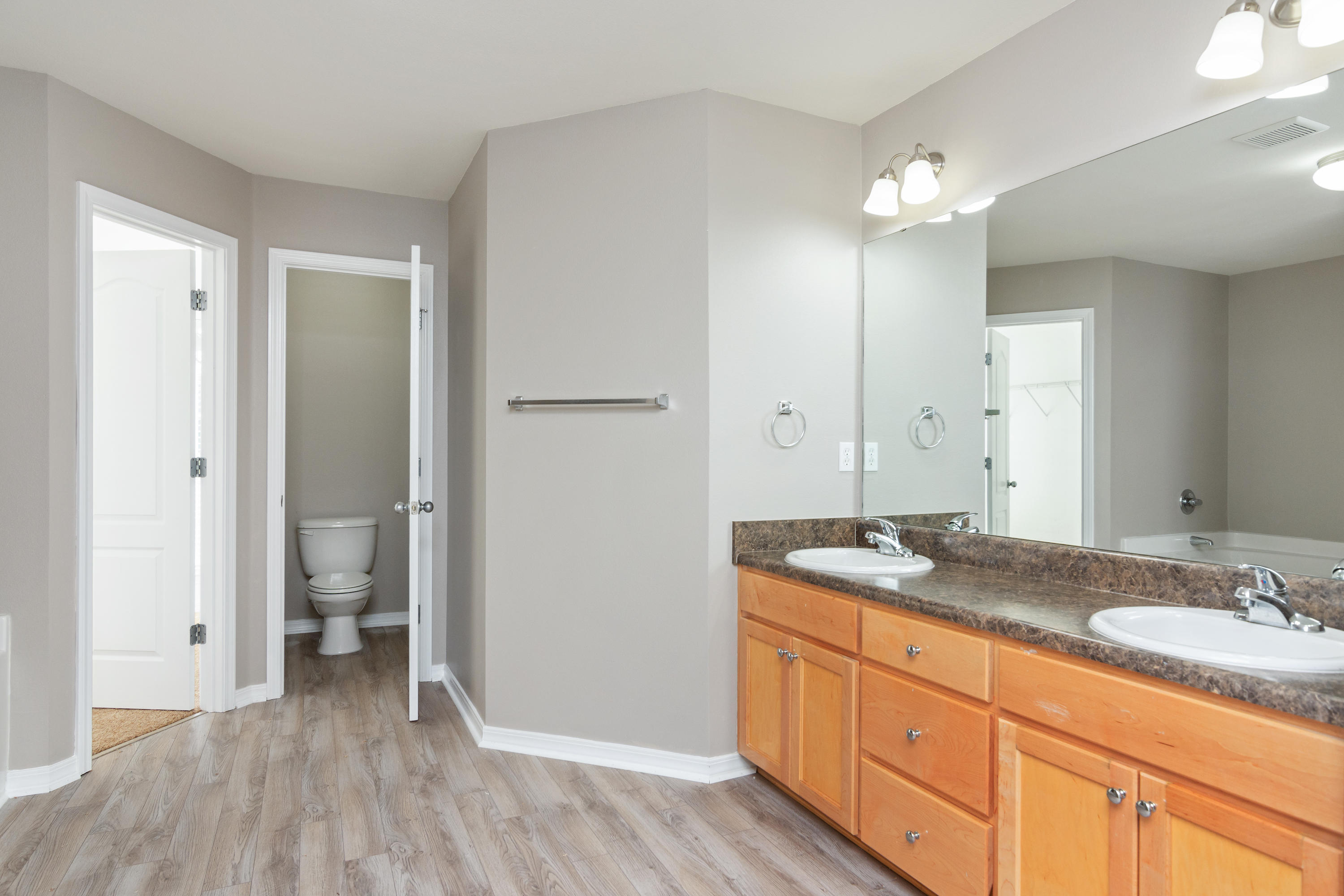 ALICIA PLACE - Residential