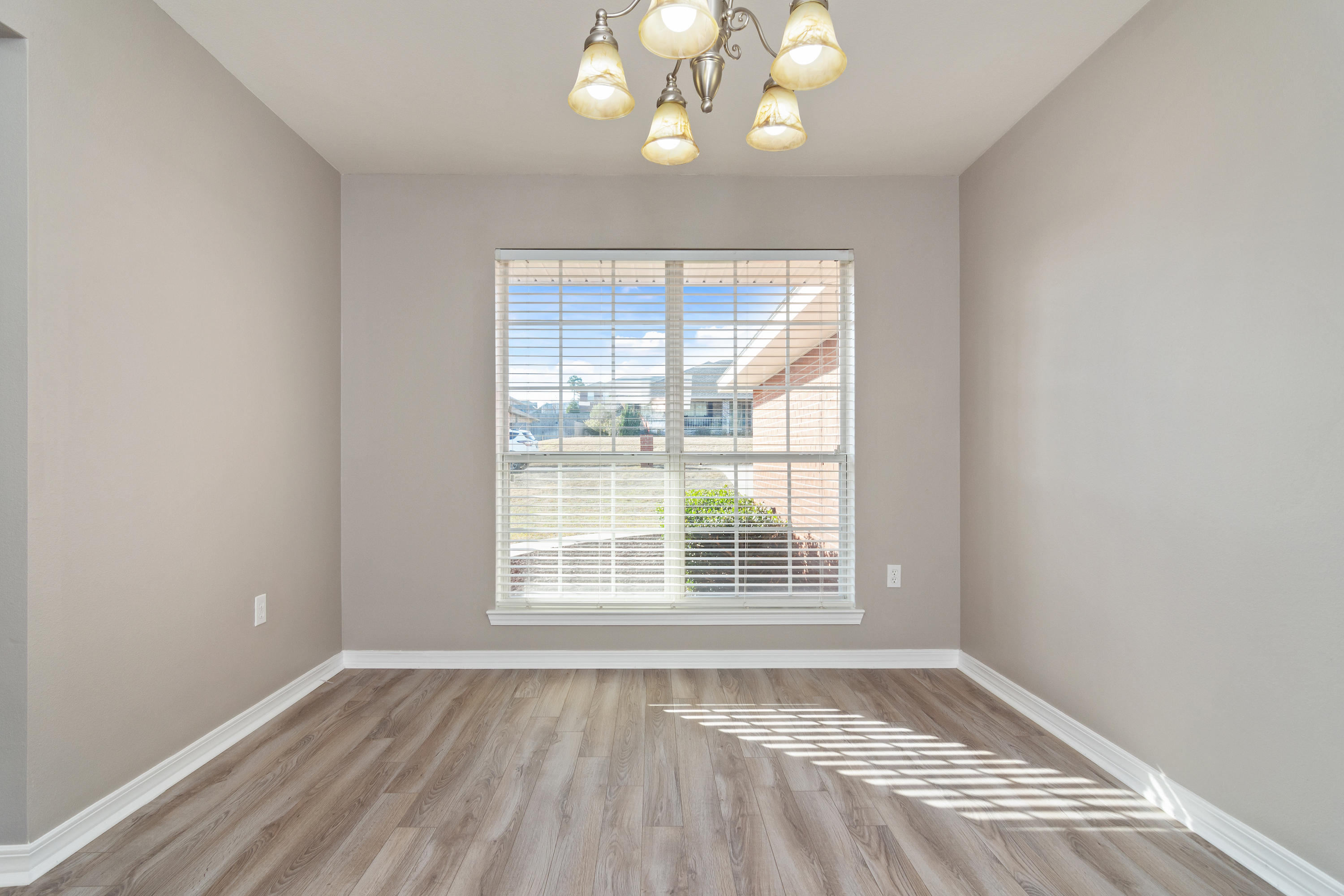 ALICIA PLACE - Residential