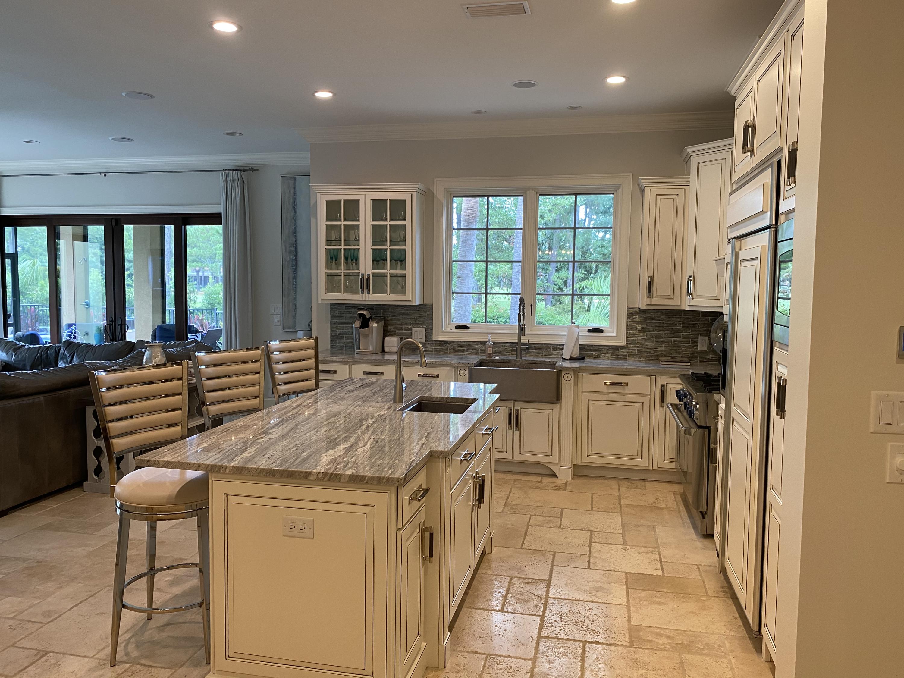 BURNT PINE - Residential