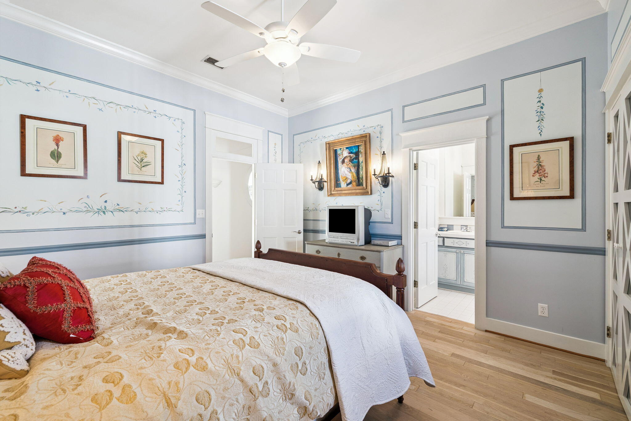 THE VILLAGE OF WHITE CLIFFS - Residential