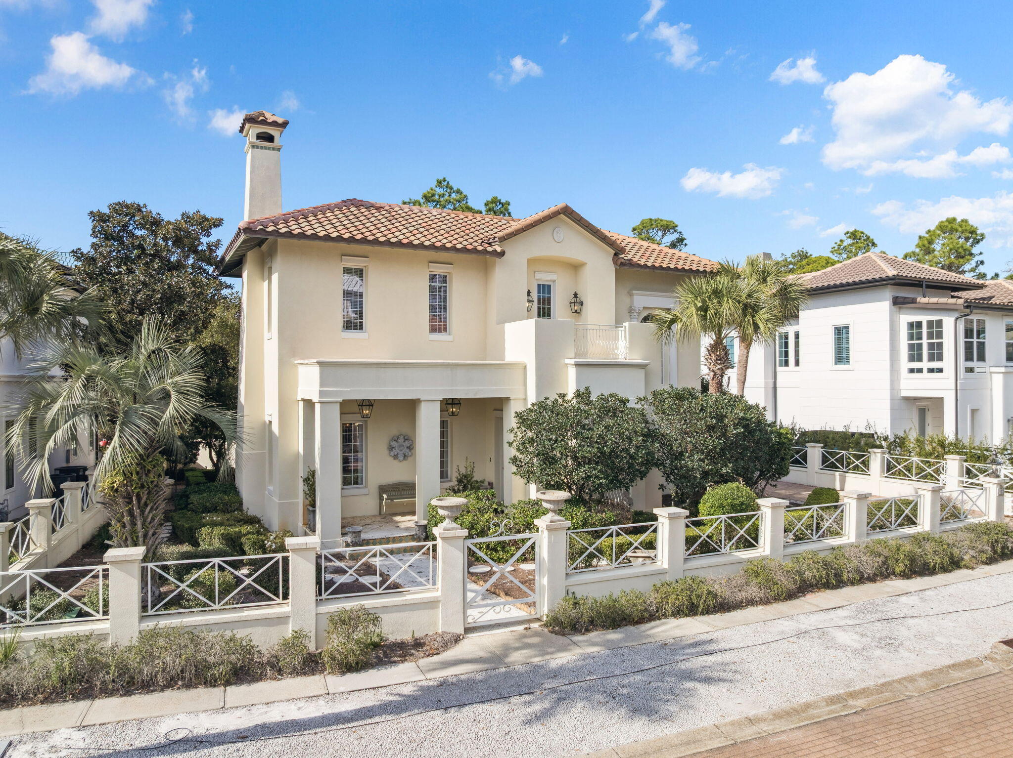 THE VILLAGE OF WHITE CLIFFS - Residential