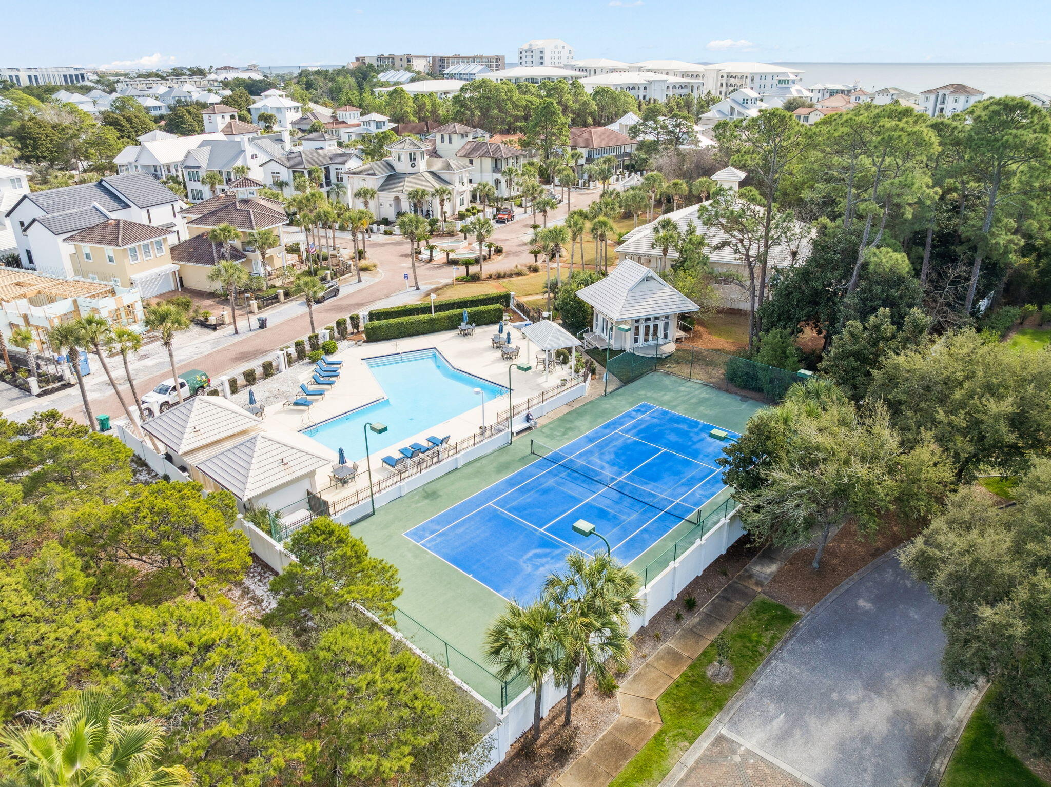 THE VILLAGE OF WHITE CLIFFS - Residential