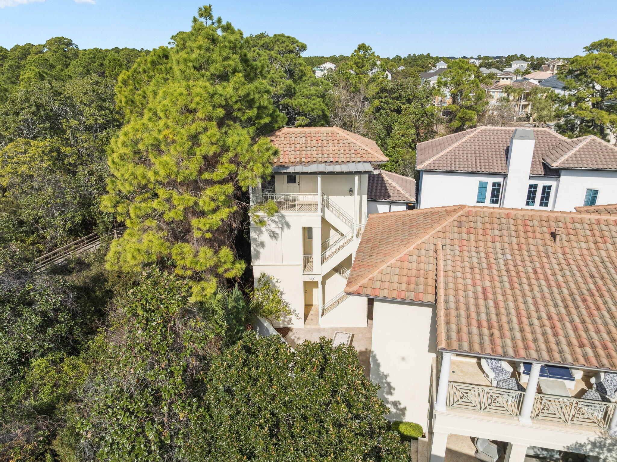 THE VILLAGE OF WHITE CLIFFS - Residential