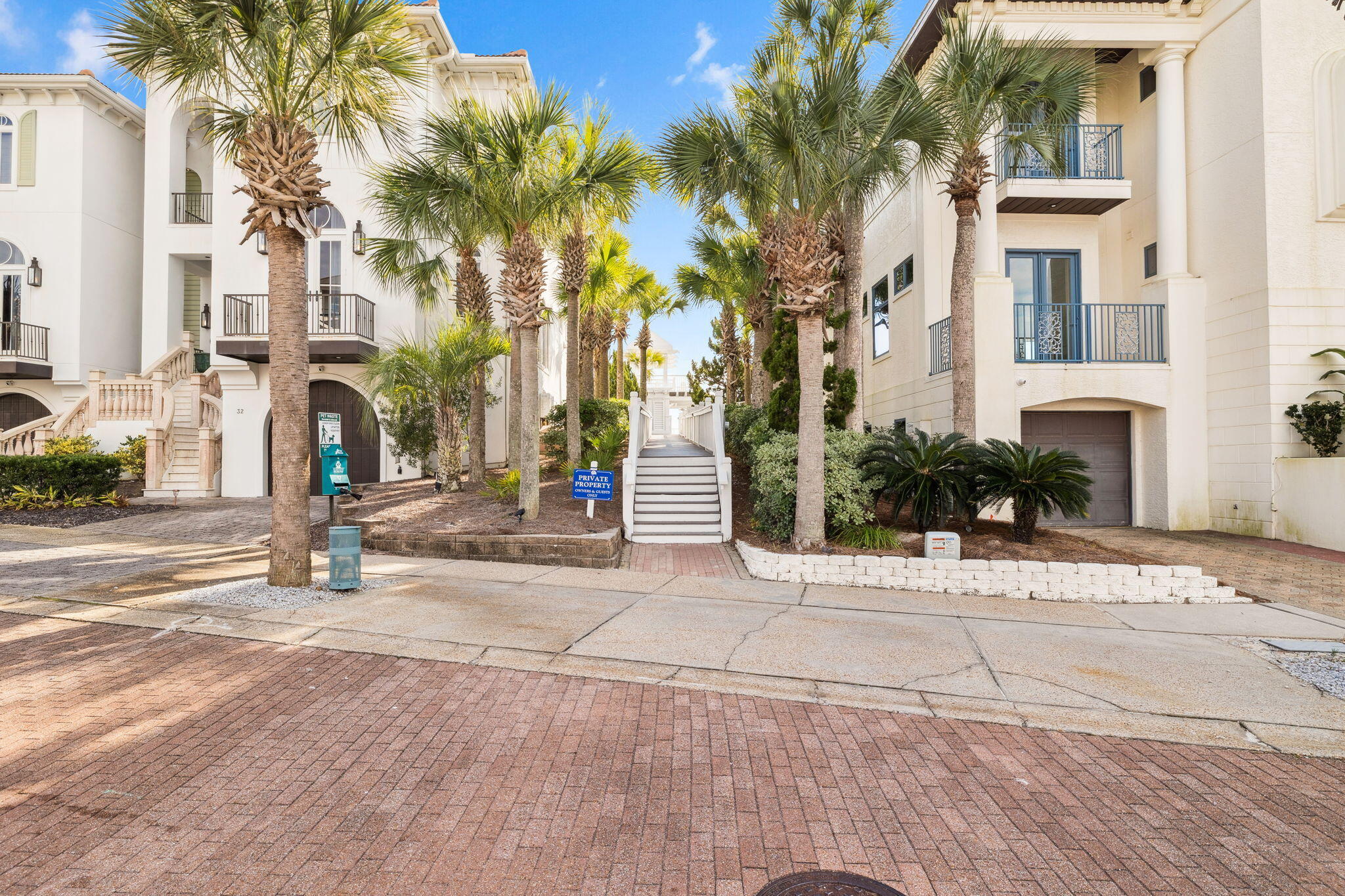 THE VILLAGE OF WHITE CLIFFS - Residential