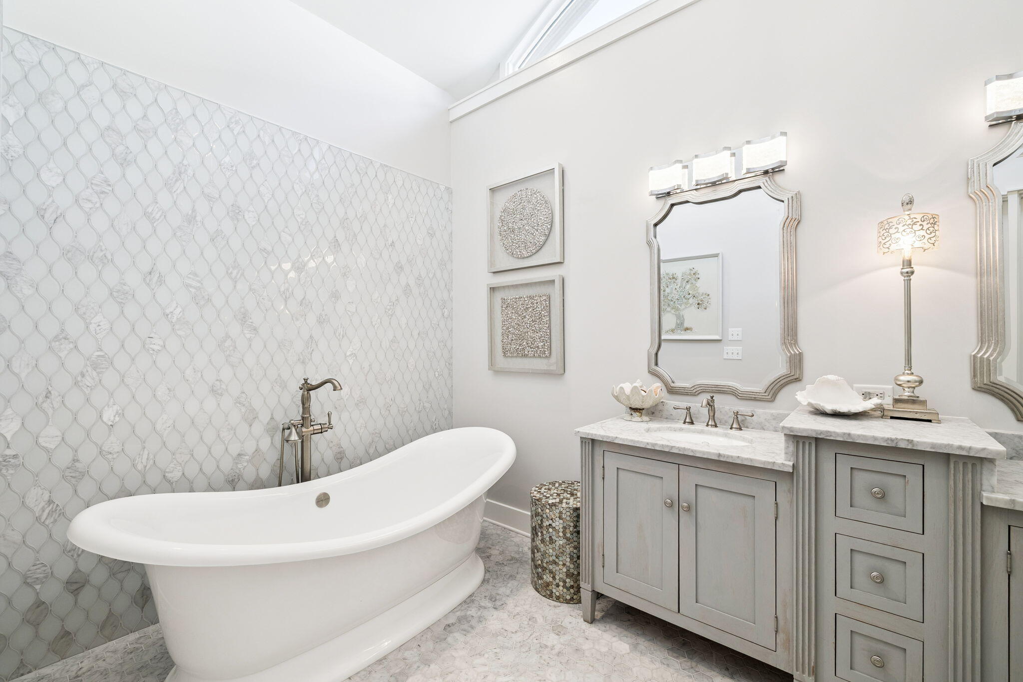 THE VILLAGE OF WHITE CLIFFS - Residential