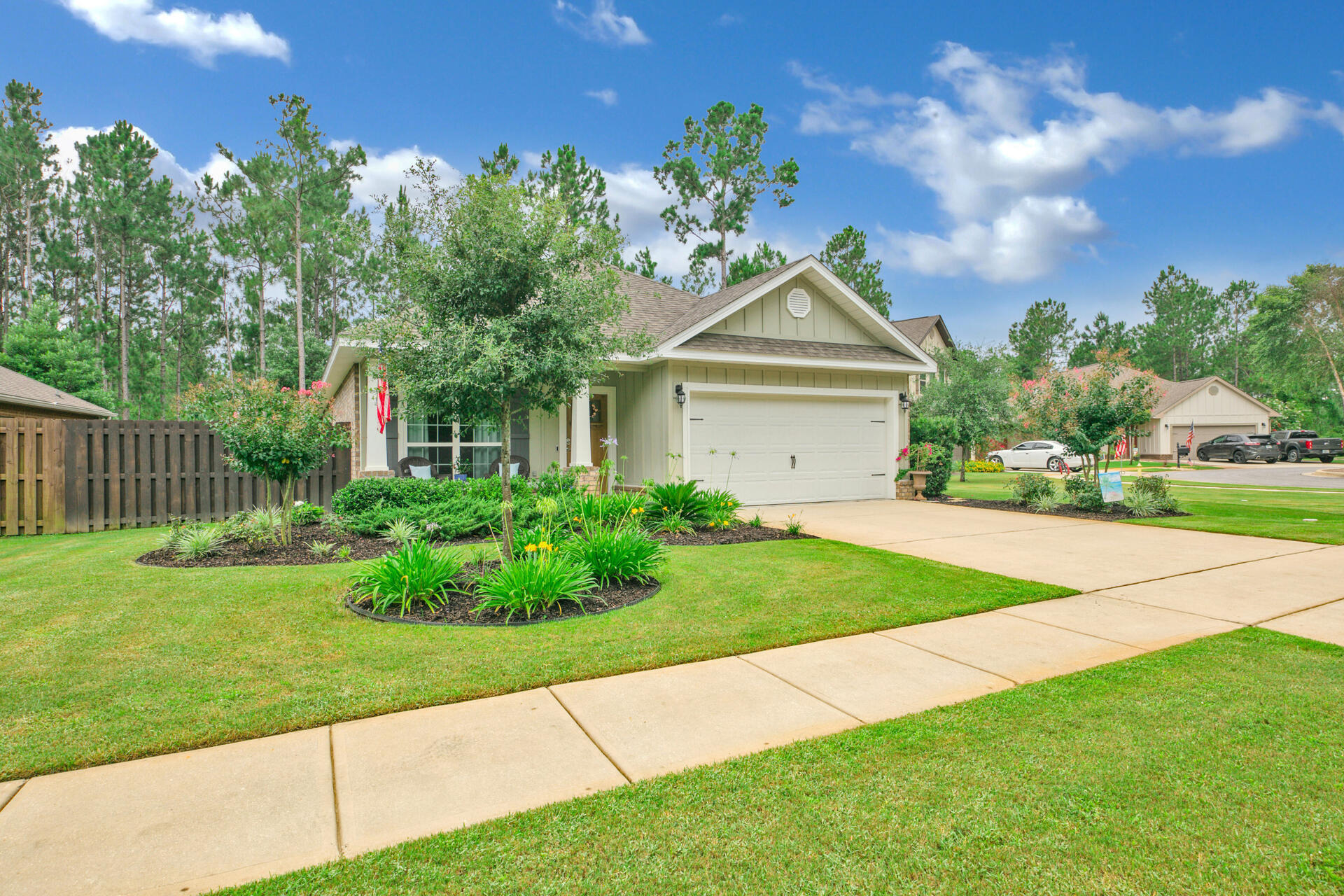 HAMMOCK BAY - Residential