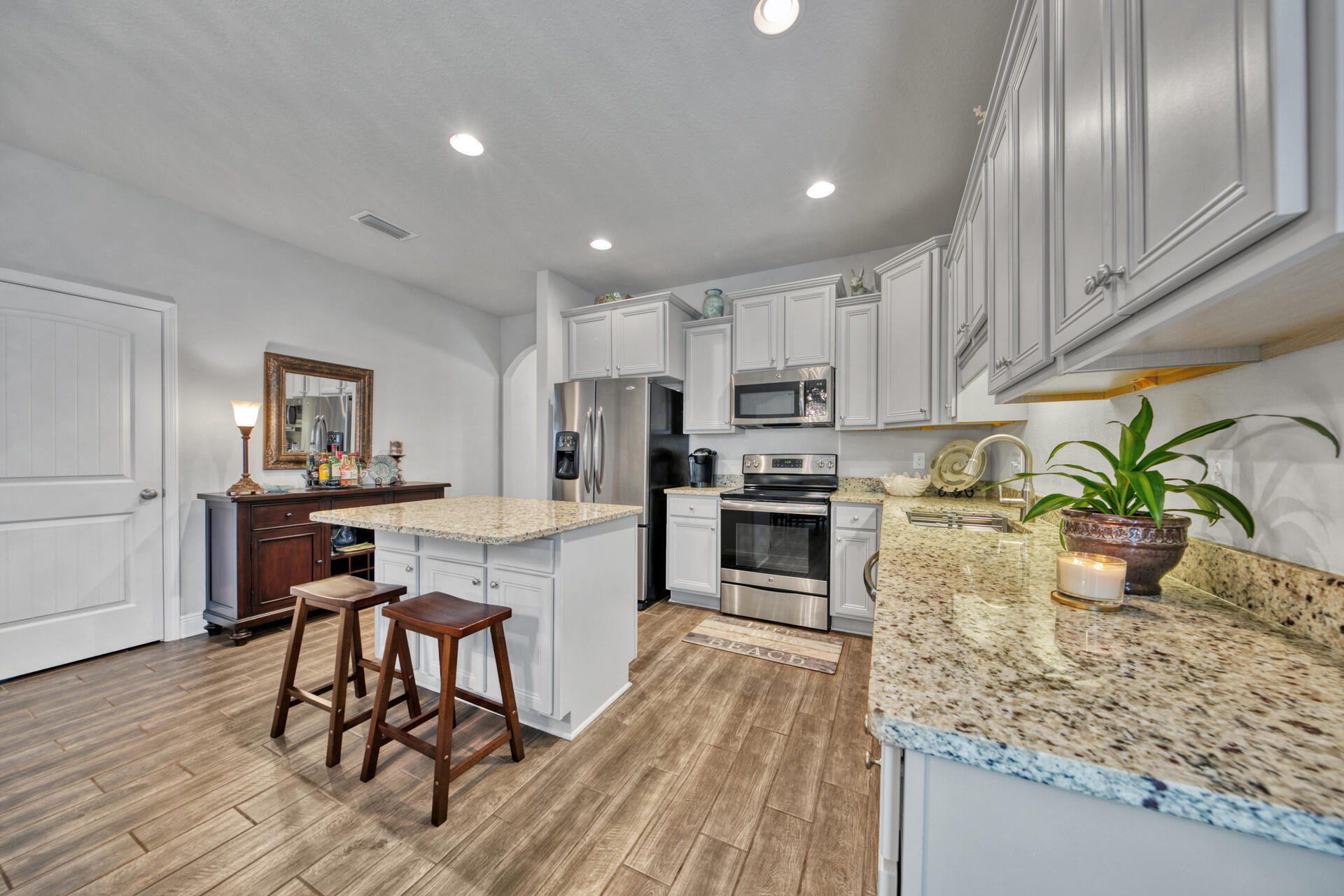 HAMMOCK BAY - Residential