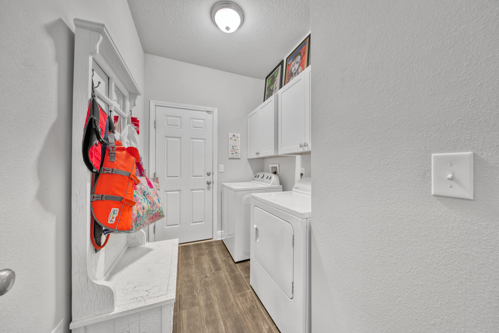 HAMMOCK BAY - Residential