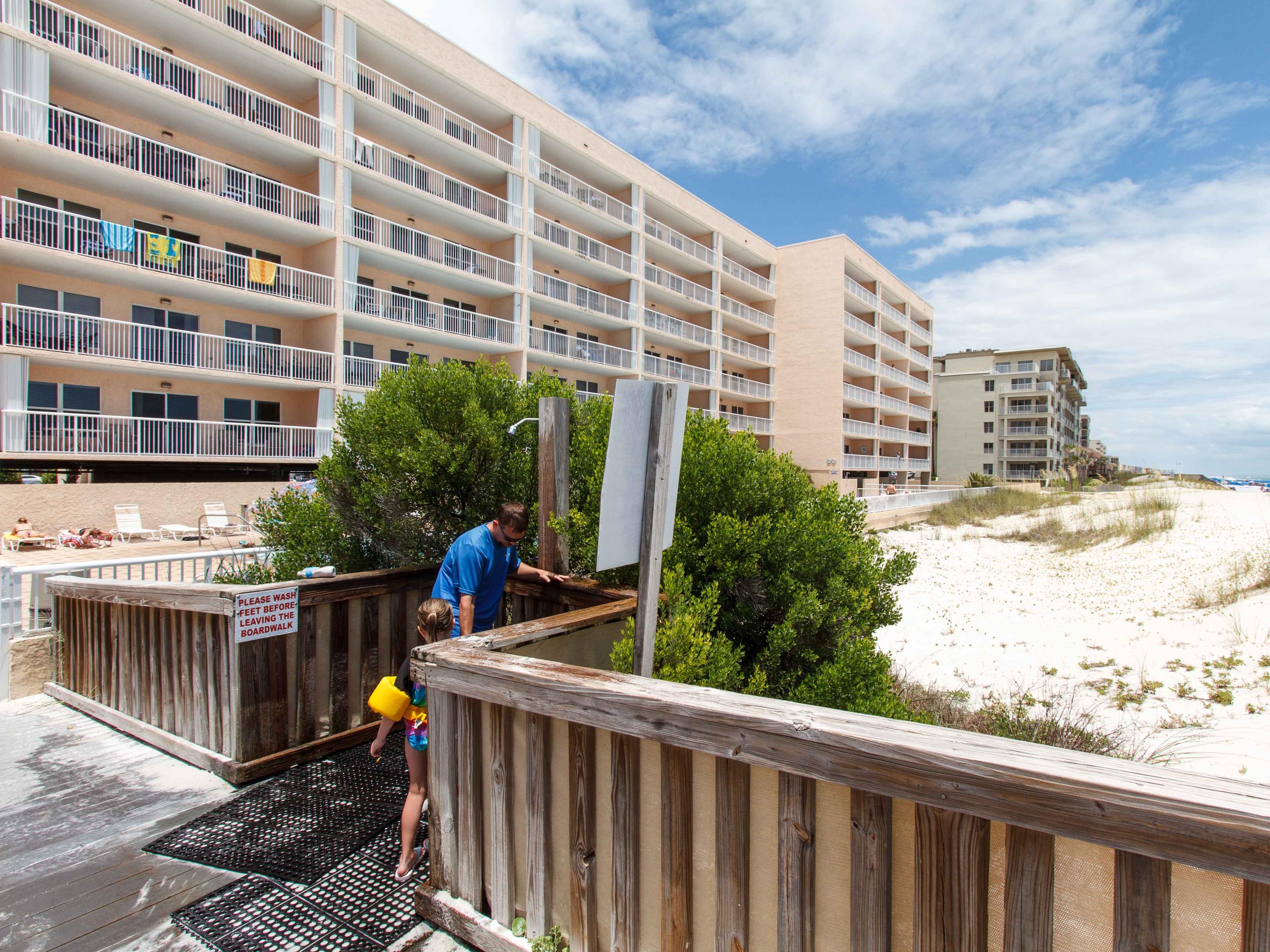 ISLANDER BEACH RESORT PH 2 - Residential