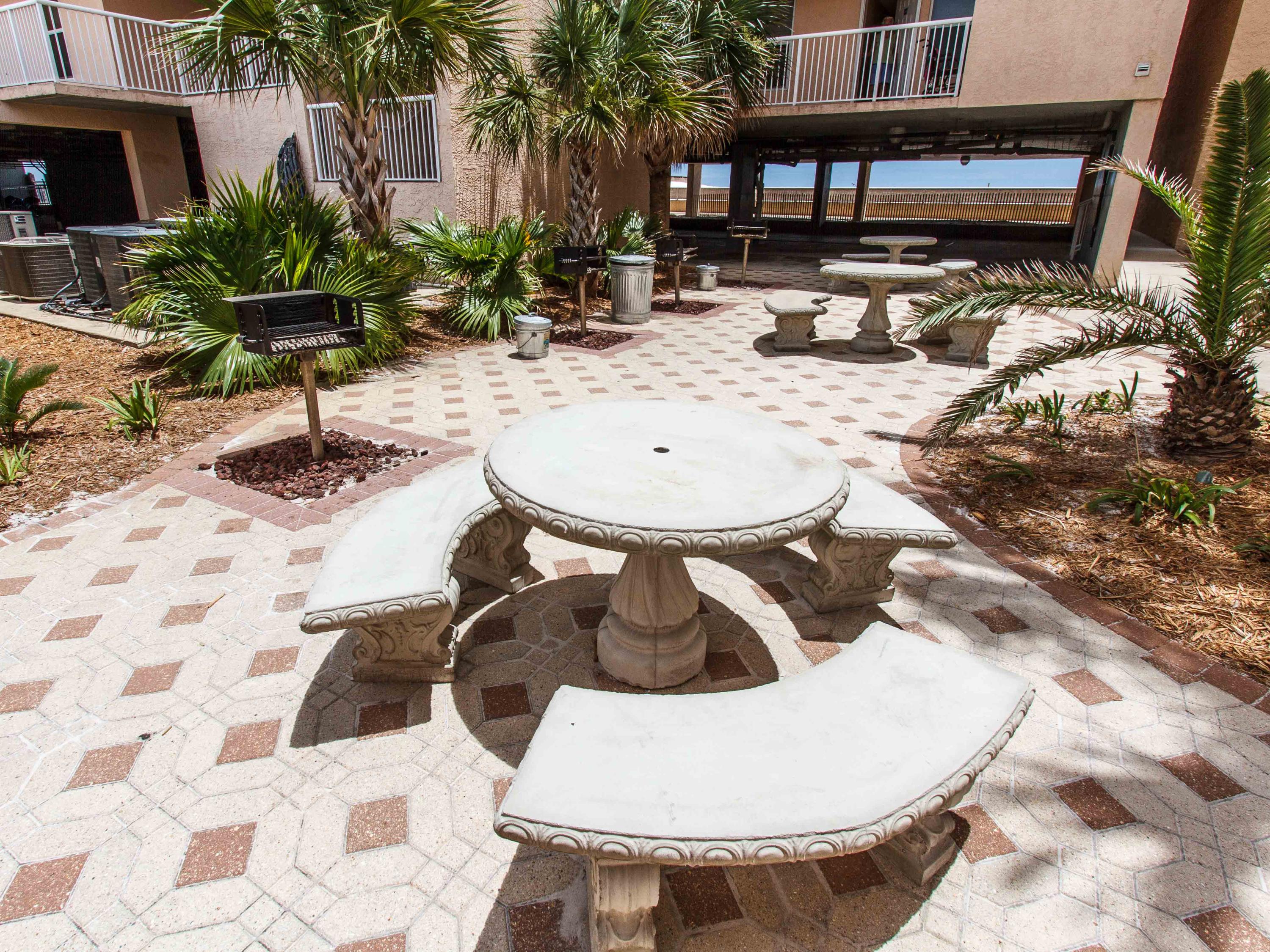 ISLANDER BEACH RESORT PH 2 - Residential