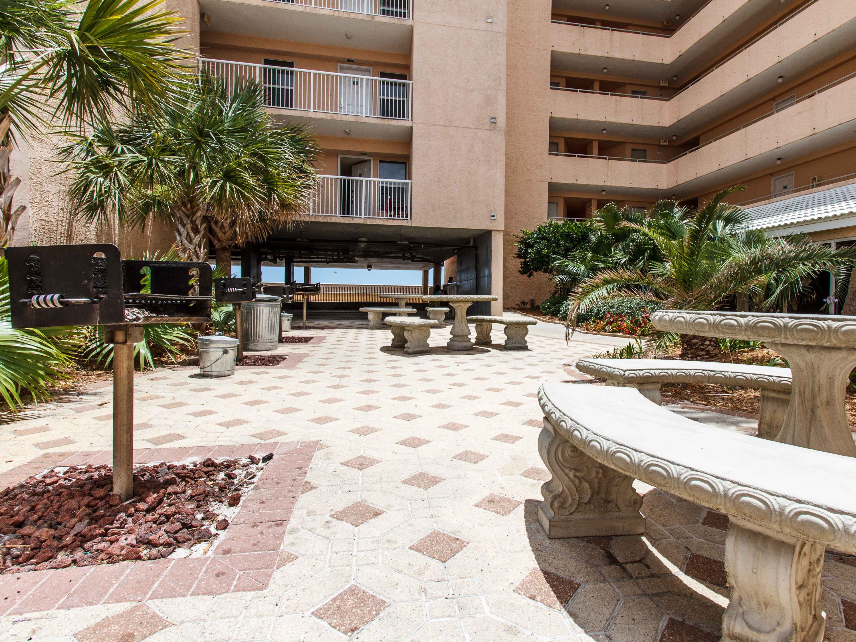 ISLANDER BEACH RESORT PH 2 - Residential