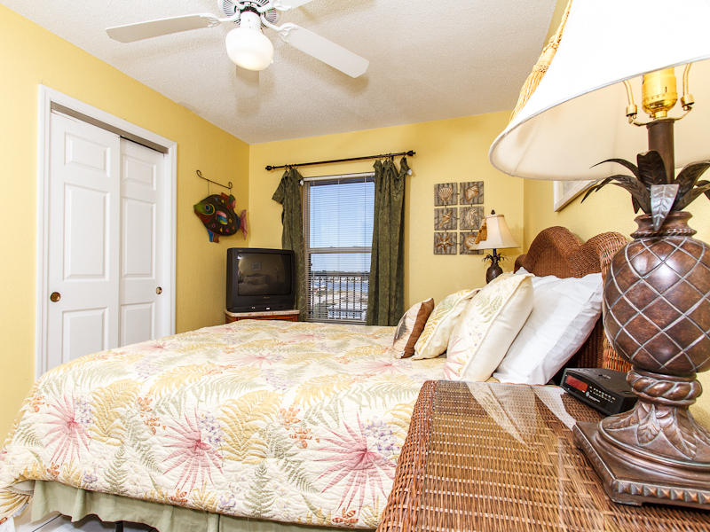 ISLANDER BEACH RESORT PH 2 - Residential