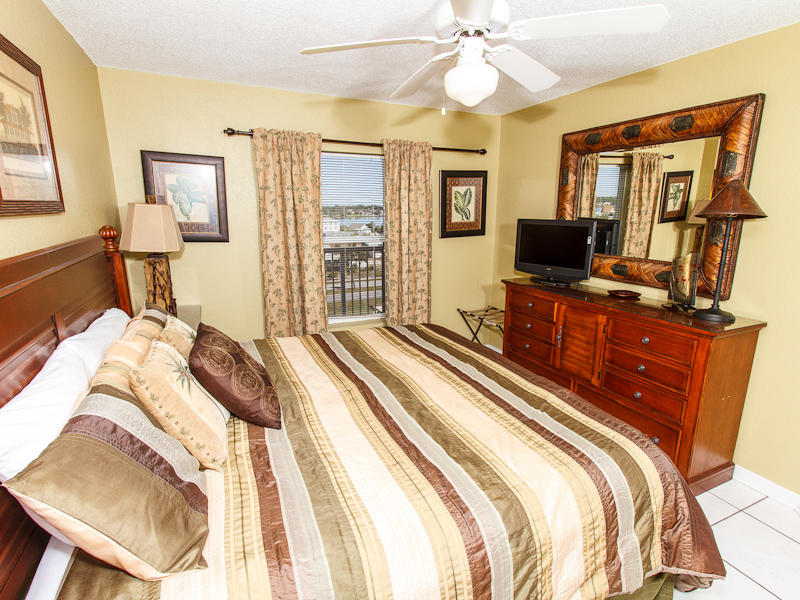 ISLANDER BEACH RESORT PH 2 - Residential