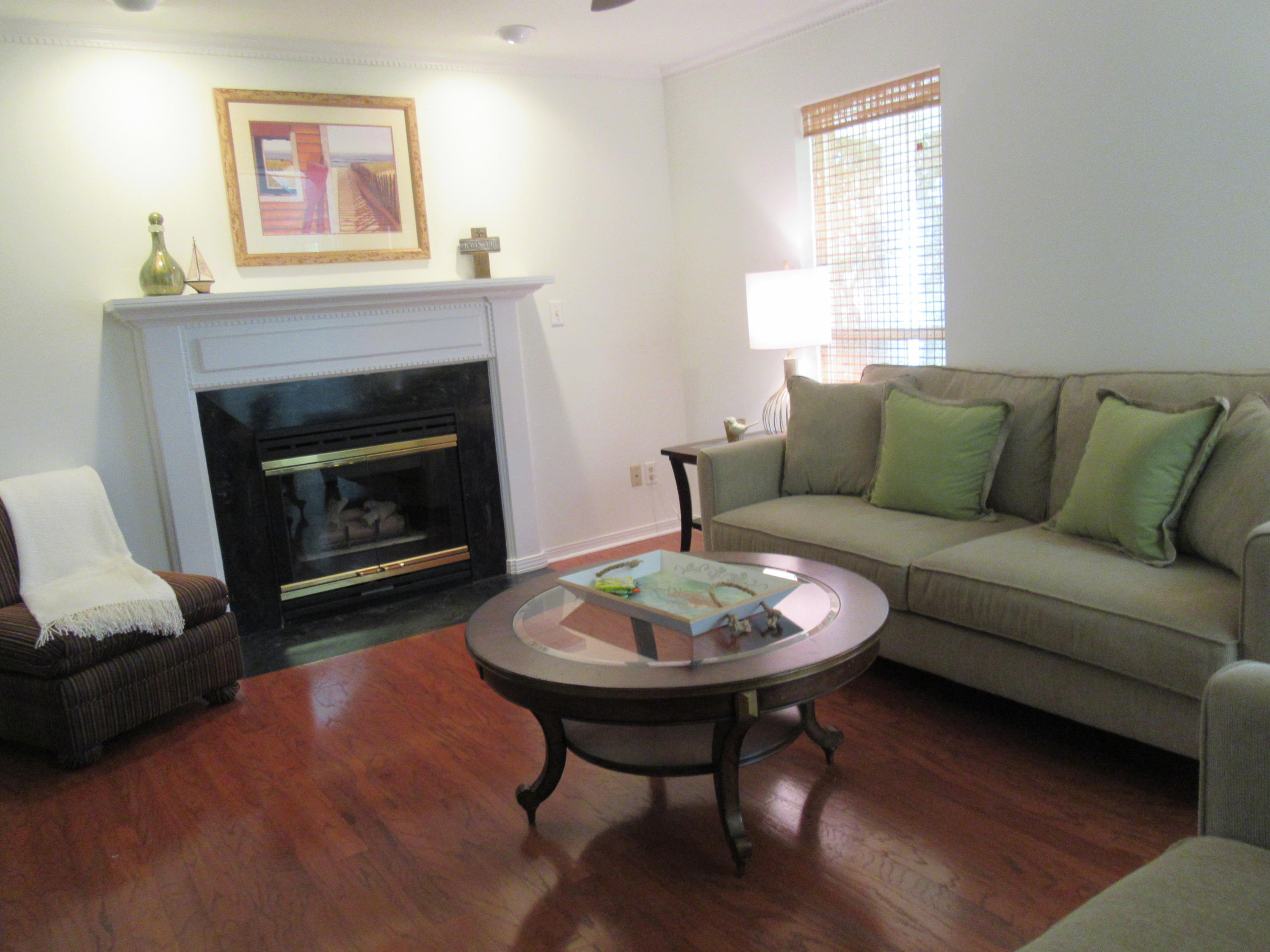 SHORTLINE LAKE ESTATES - Residential