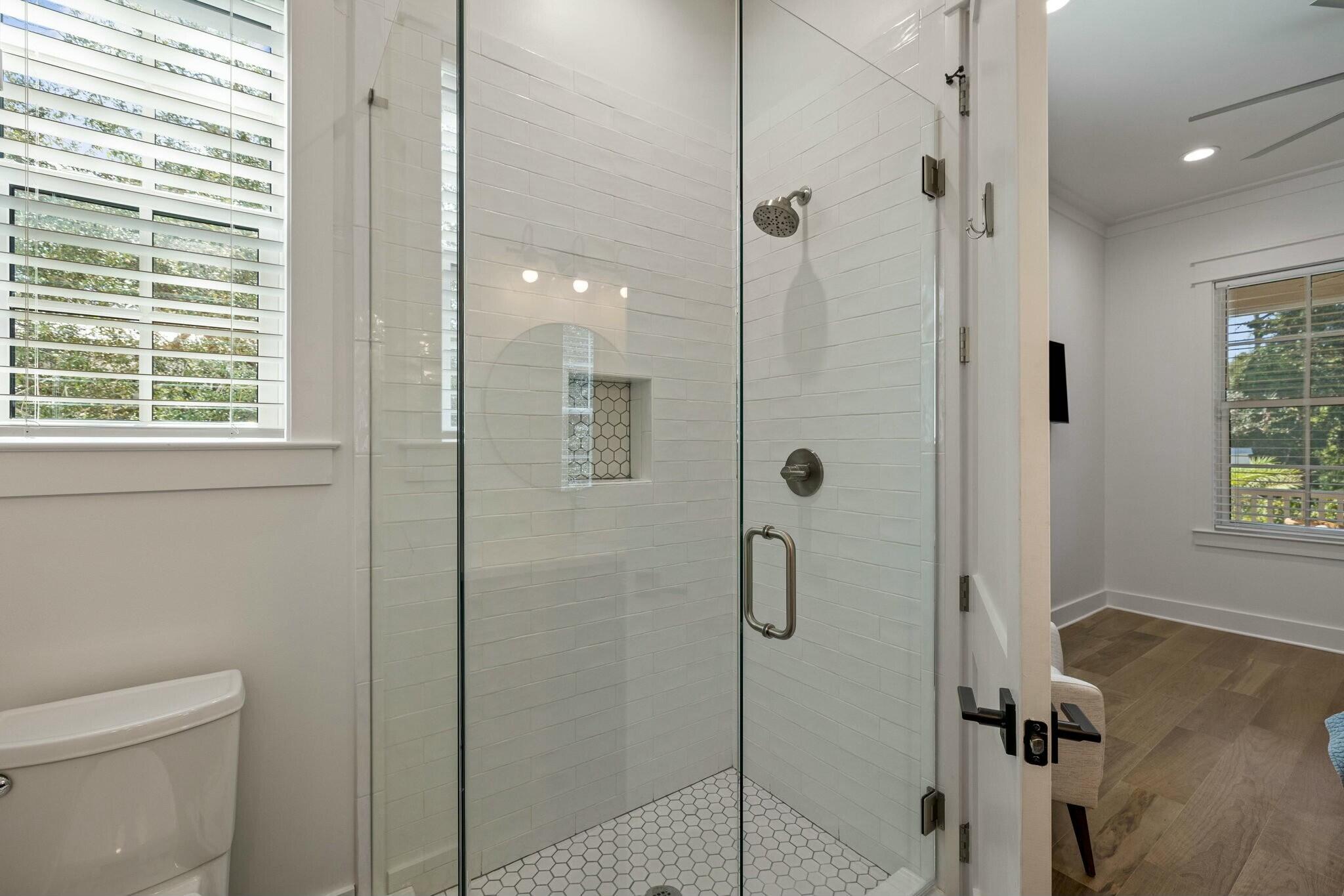 SEABREEZE - Residential