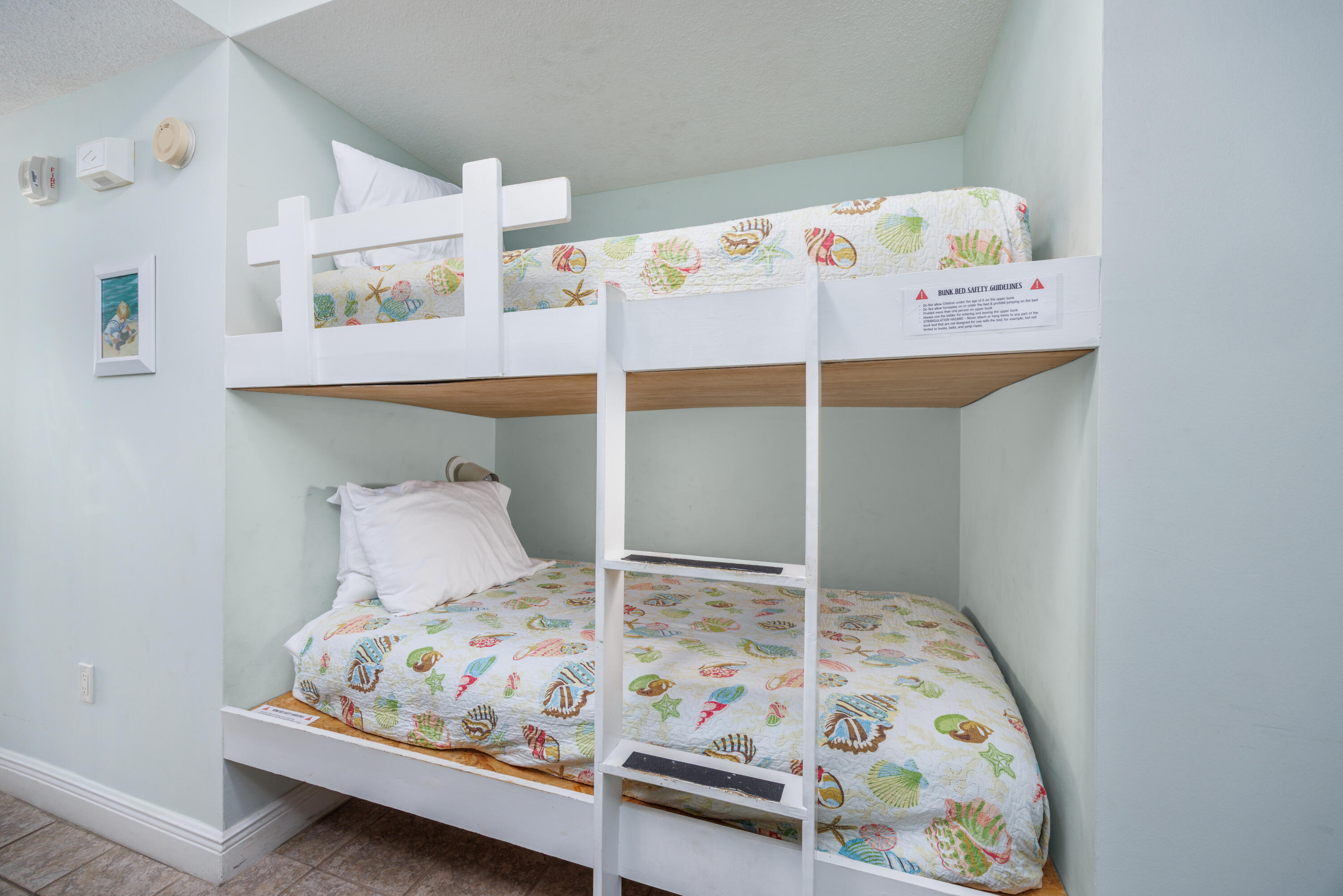 WATERS EDGE - Residential