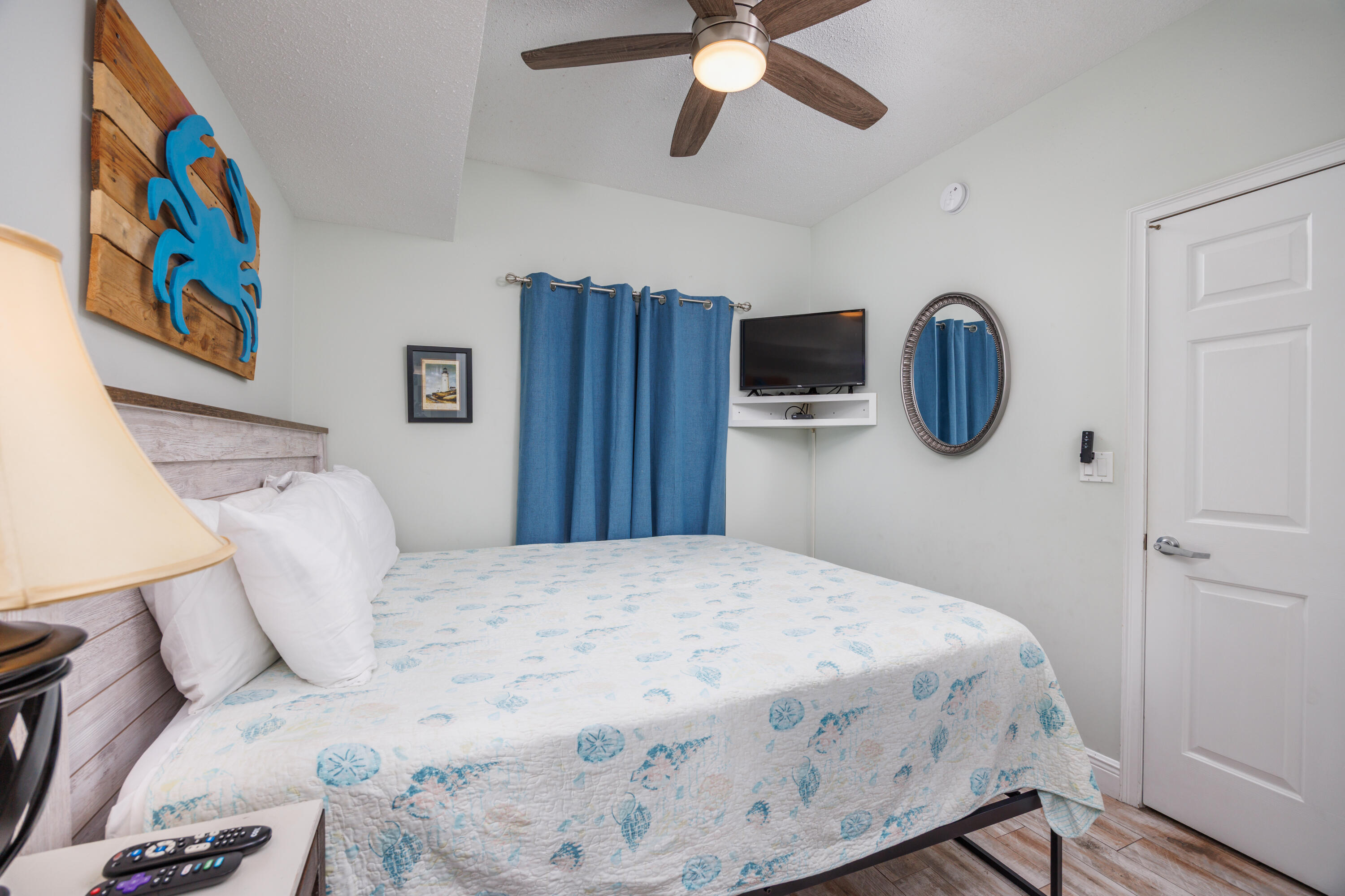 WATERS EDGE - Residential