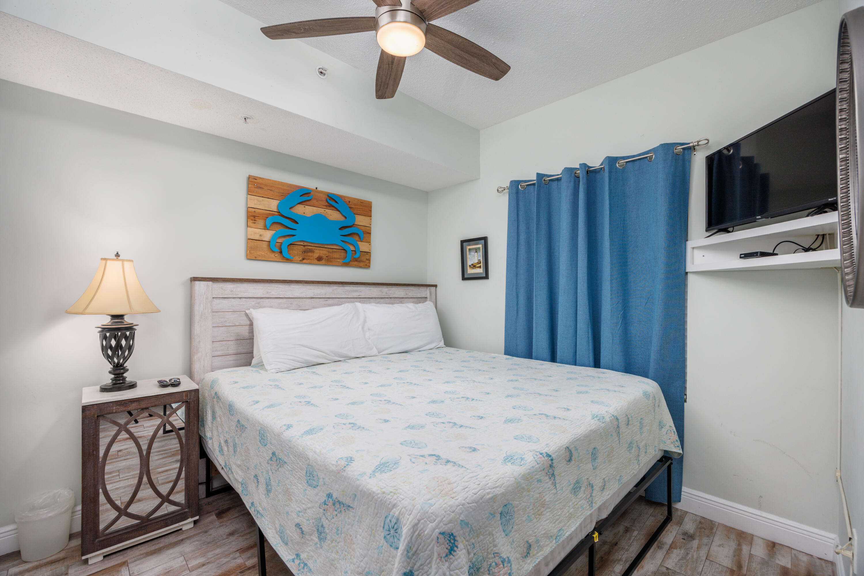 WATERS EDGE - Residential