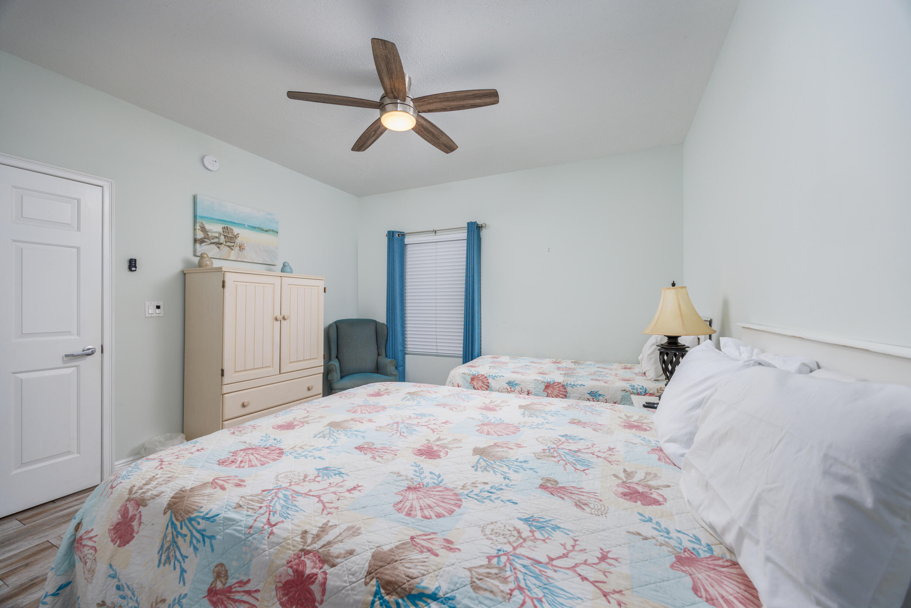 WATERS EDGE - Residential