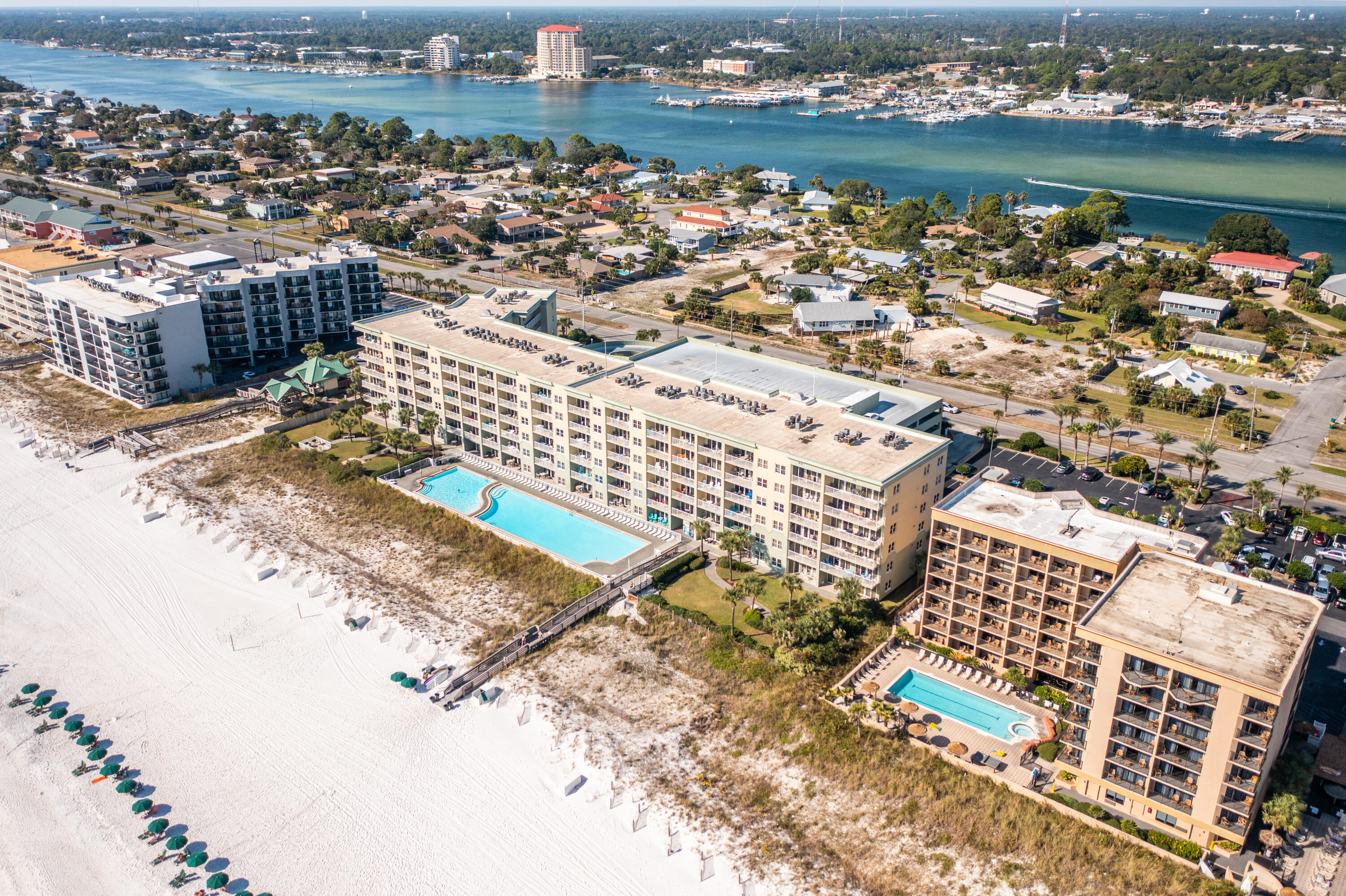 WATERS EDGE - Residential