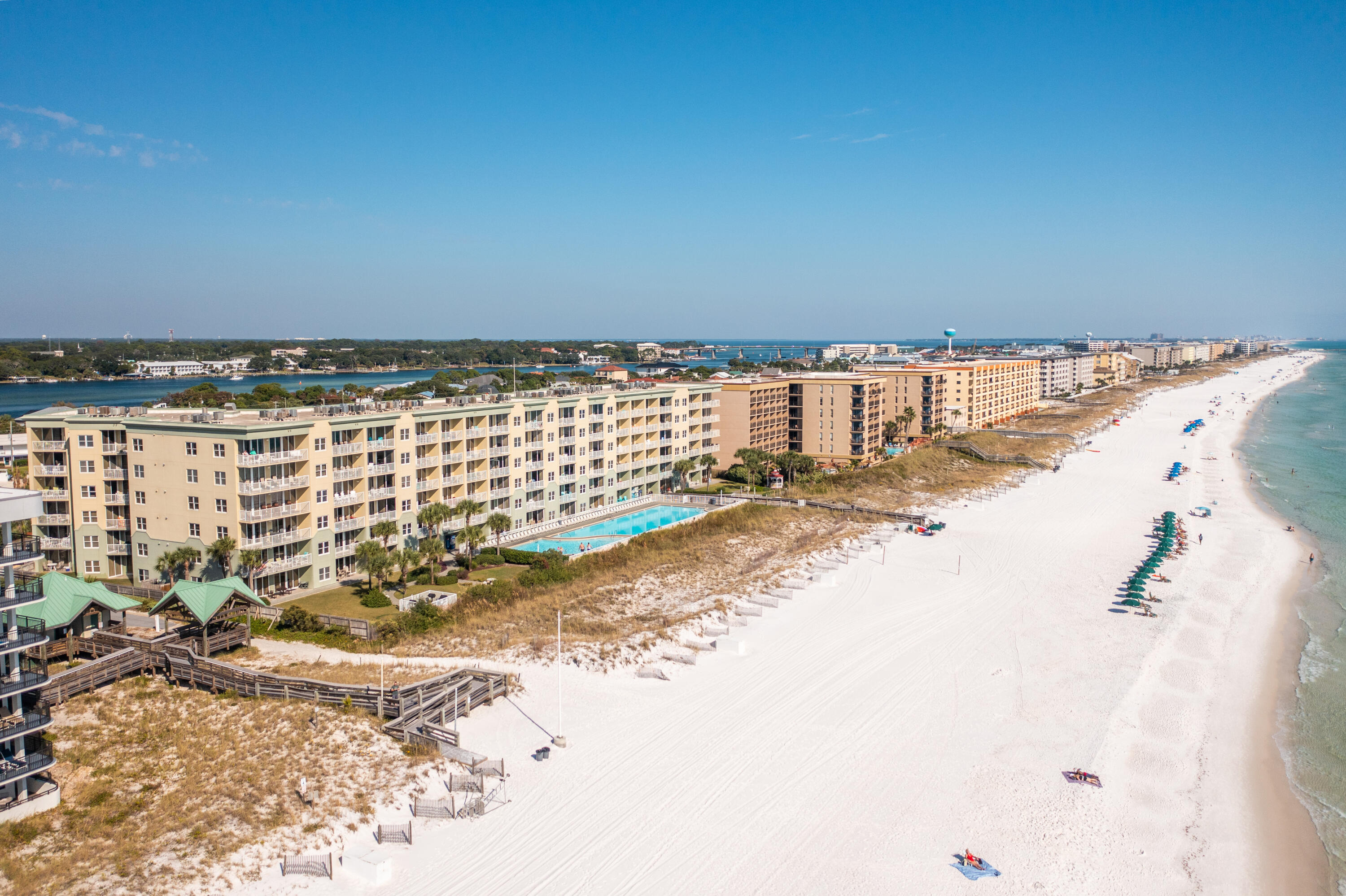 WATERS EDGE - Residential