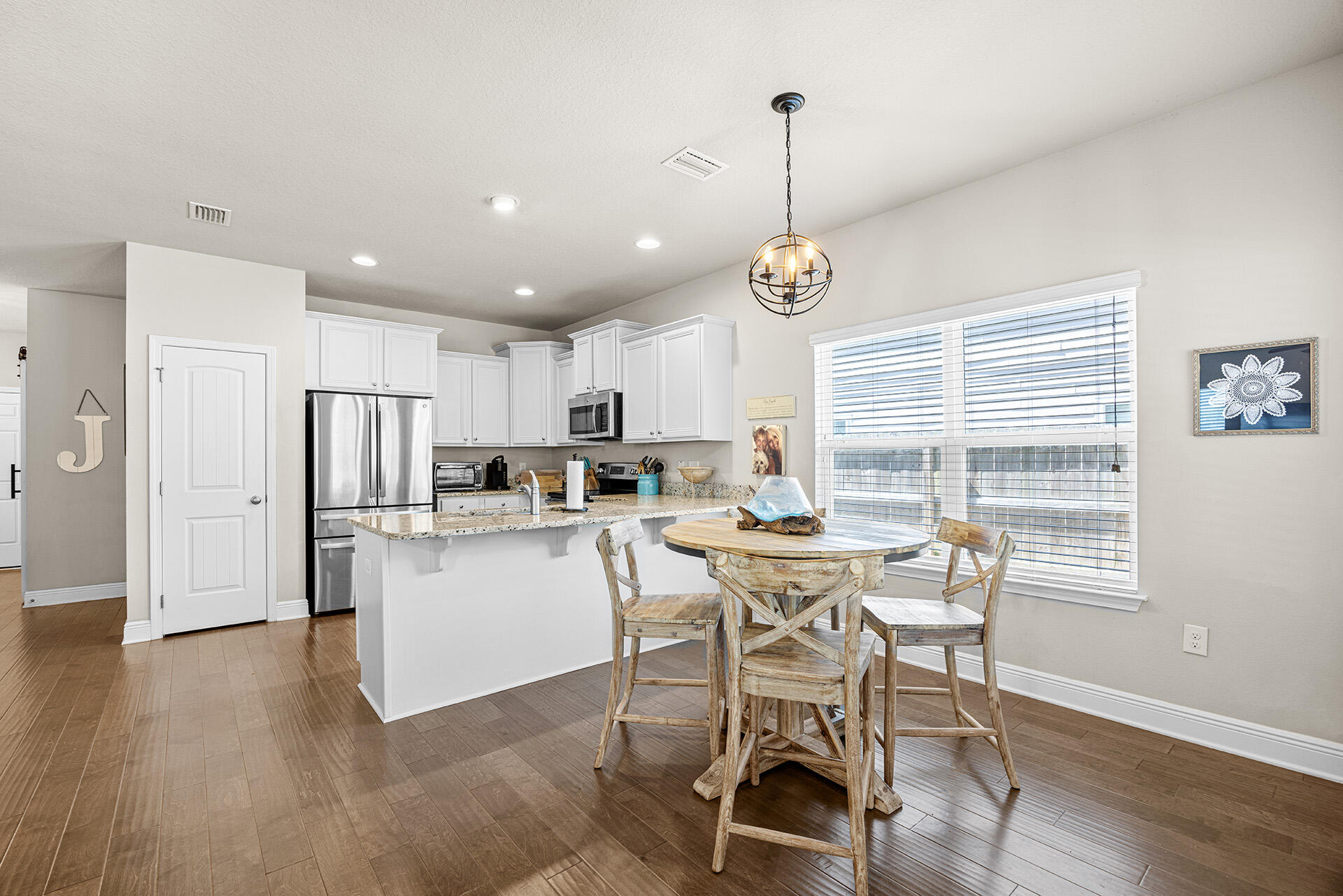 TRANQUILITY BY THE BAY - Residential