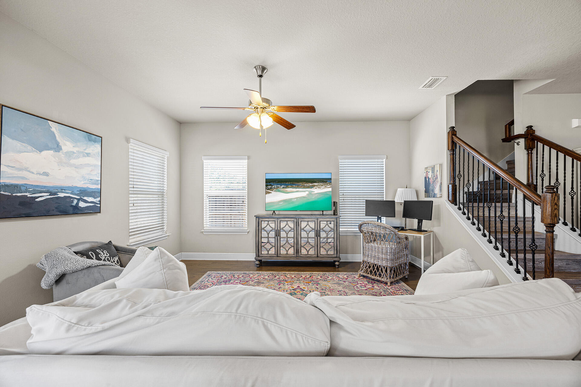 TRANQUILITY BY THE BAY - Residential