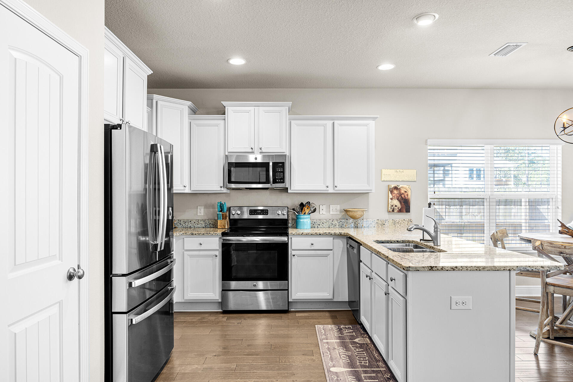 TRANQUILITY BY THE BAY - Residential