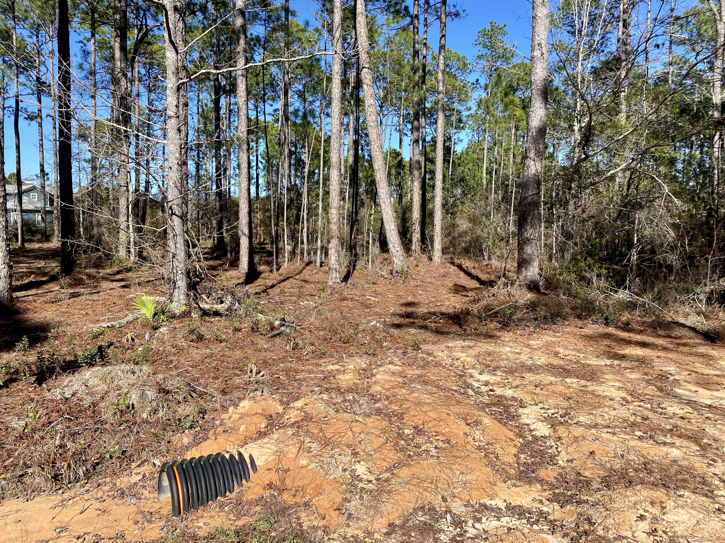 LAGRANGE SHORES - Land