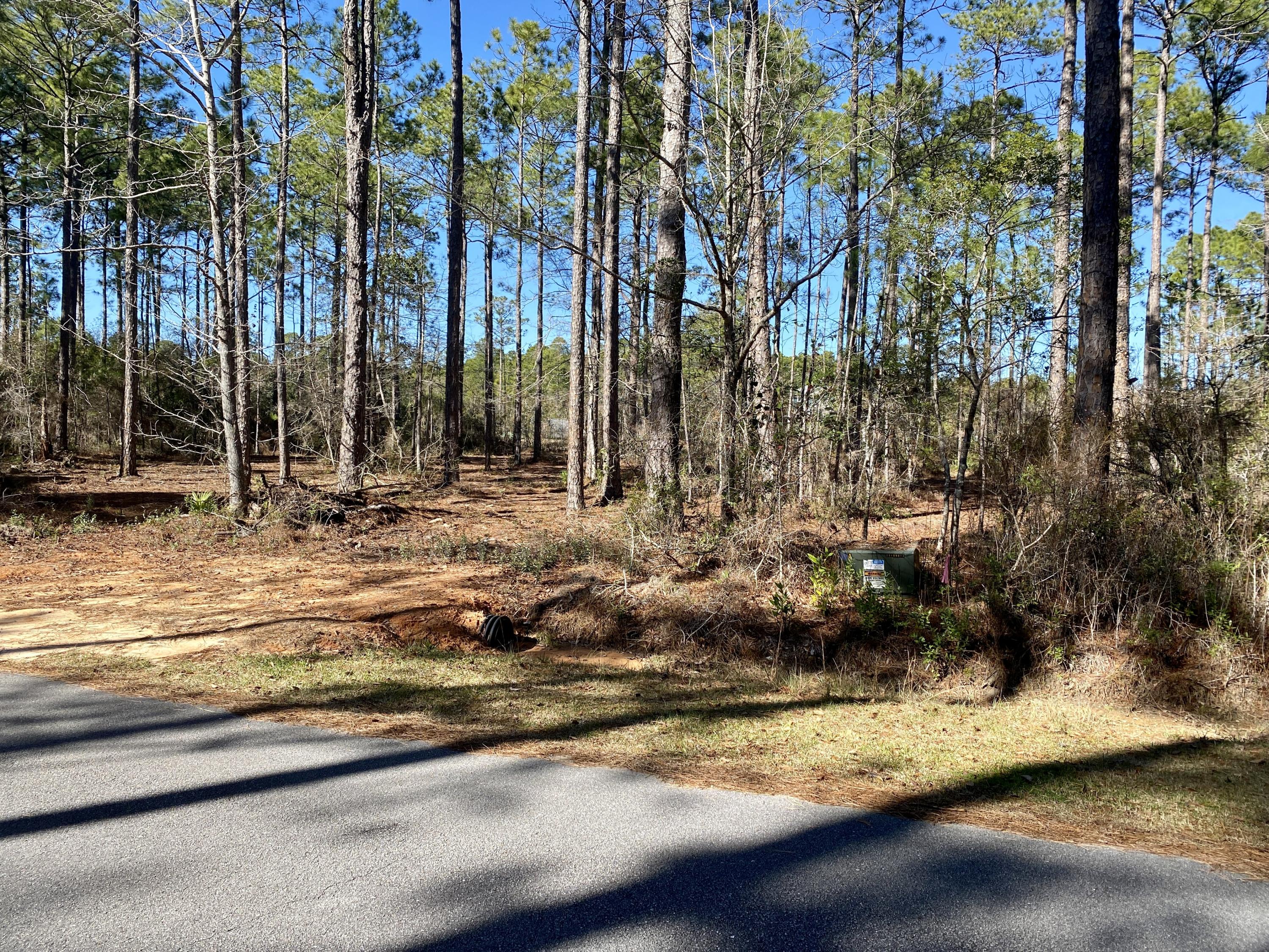 LAGRANGE SHORES - Land