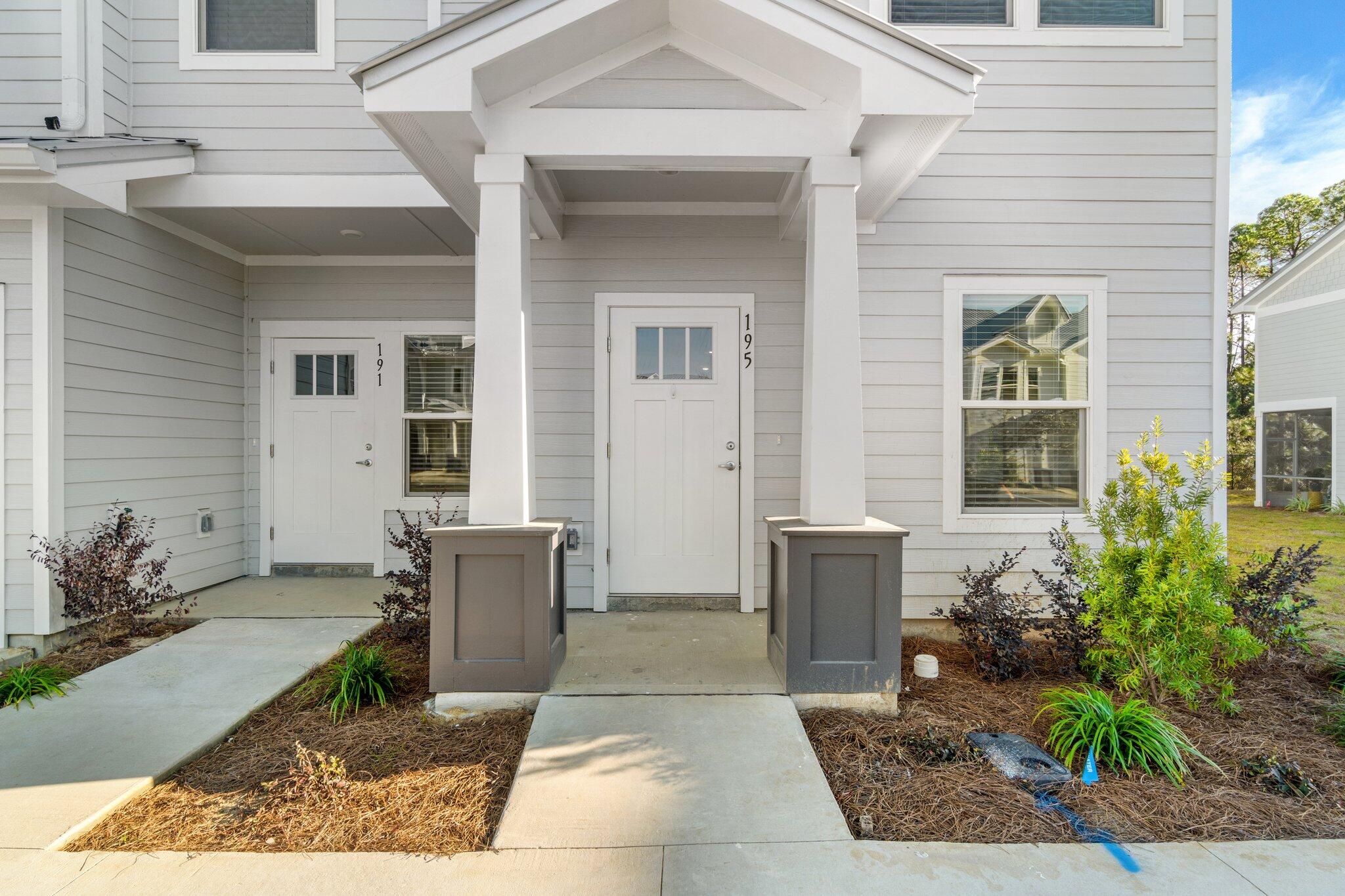 VERANDAS AT FREEPORT - Residential Lease