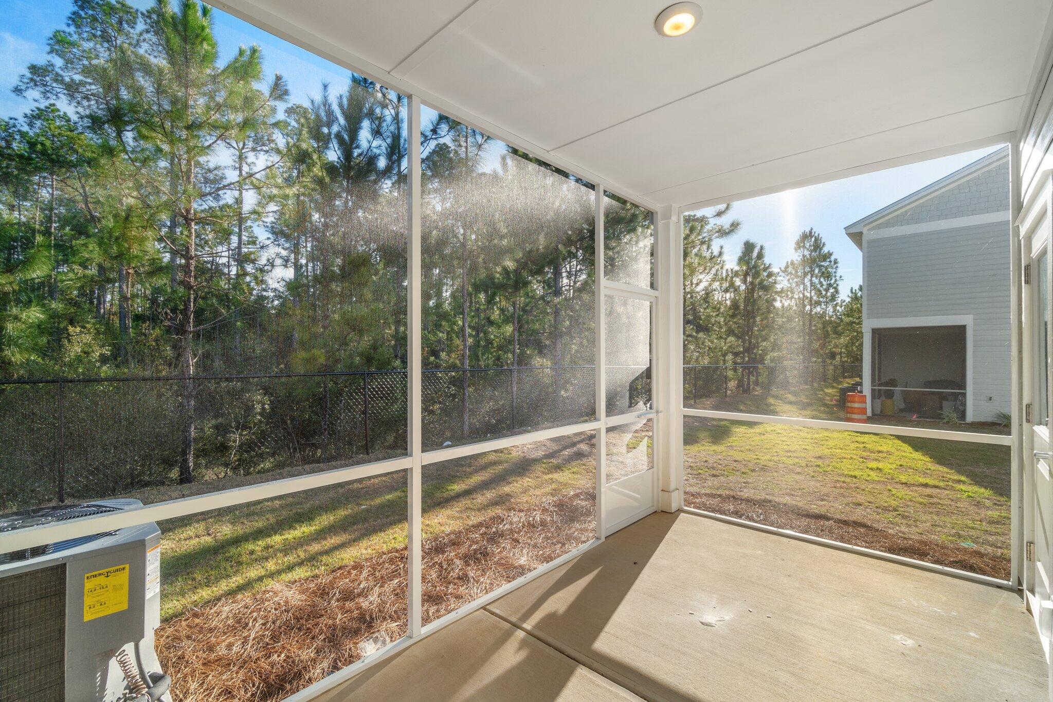 VERANDAS AT FREEPORT - Residential Lease