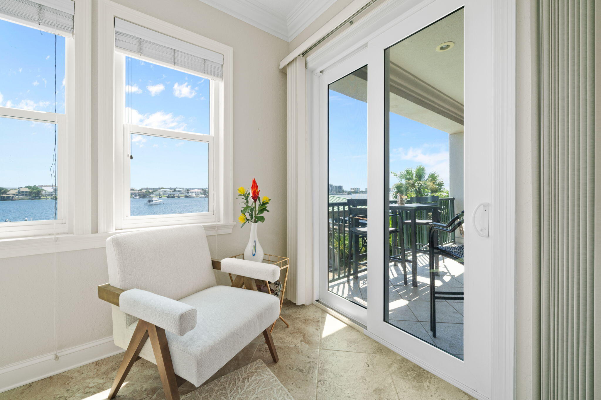 TRANQUIL HARBOR - Residential