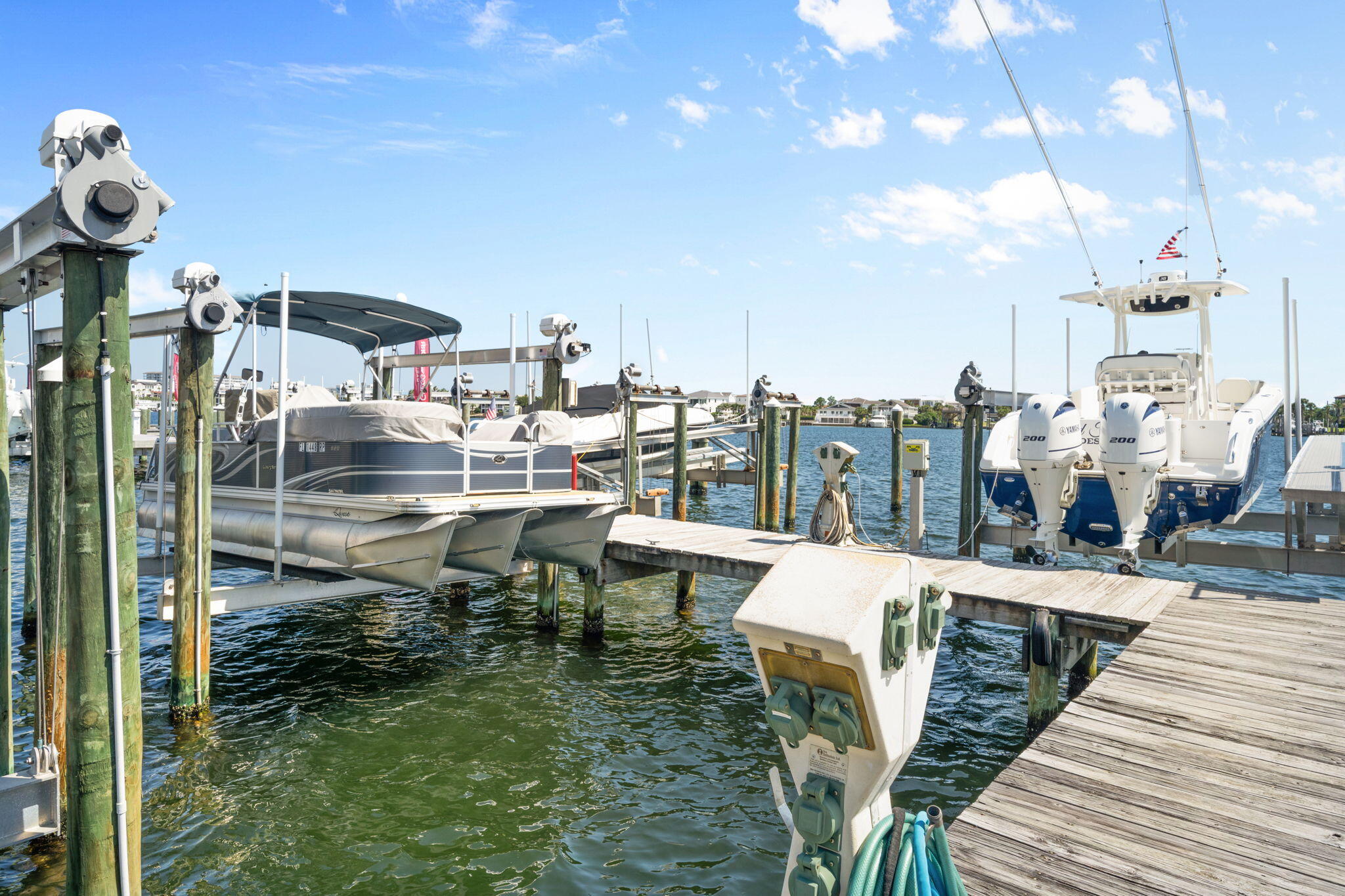 TRANQUIL HARBOR - Residential