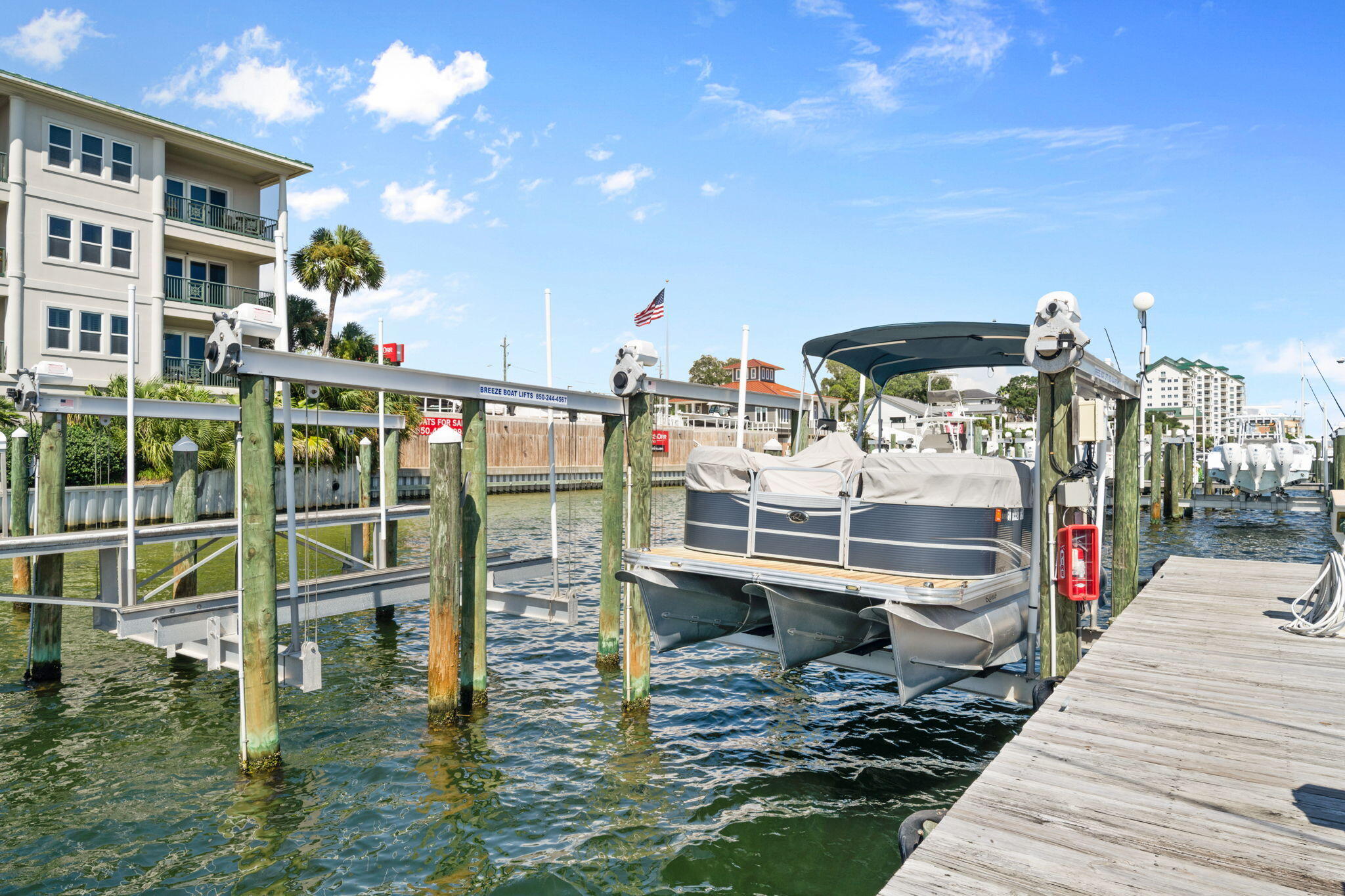 TRANQUIL HARBOR - Residential