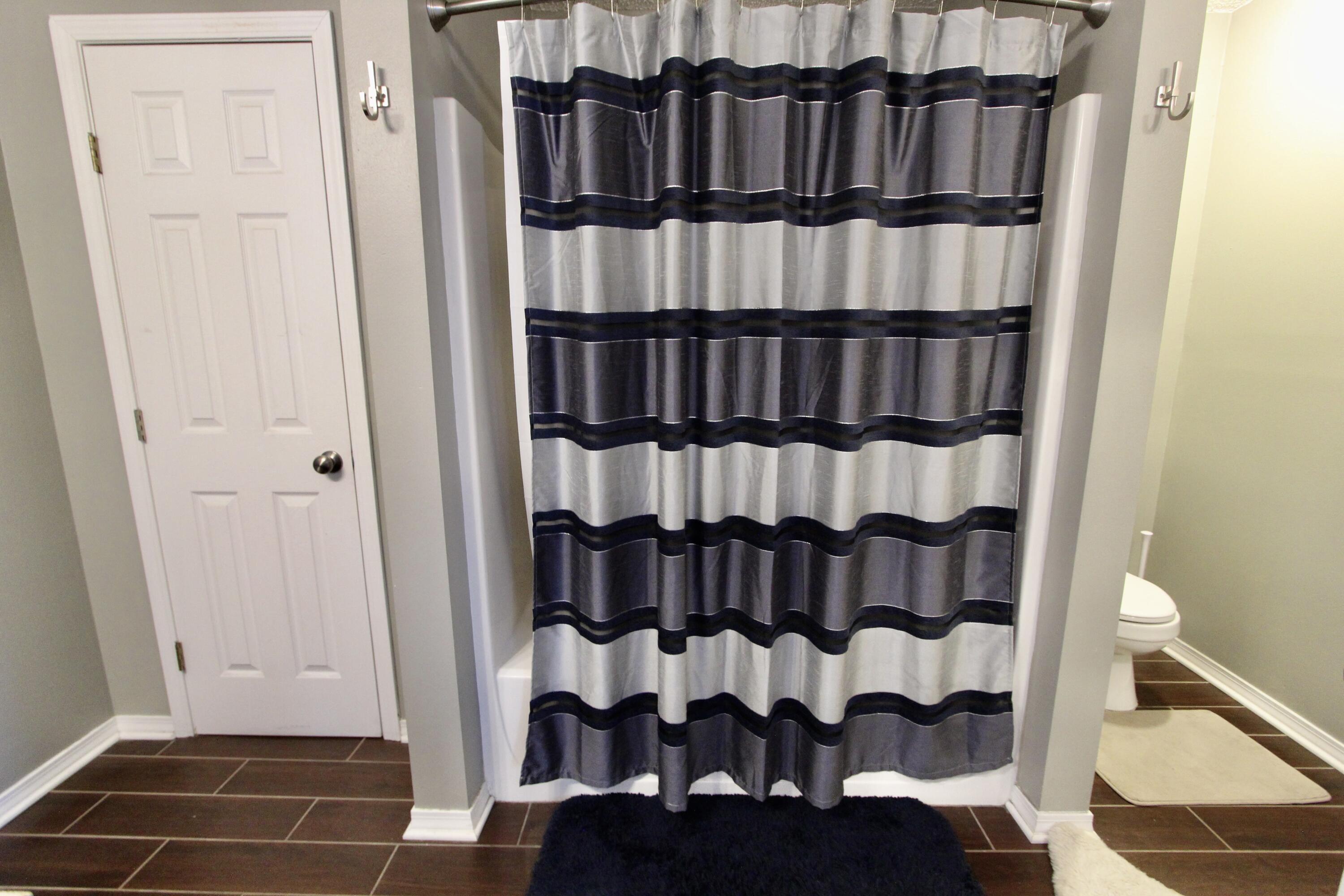 RIVERCHASE S/D PH 2 - Residential