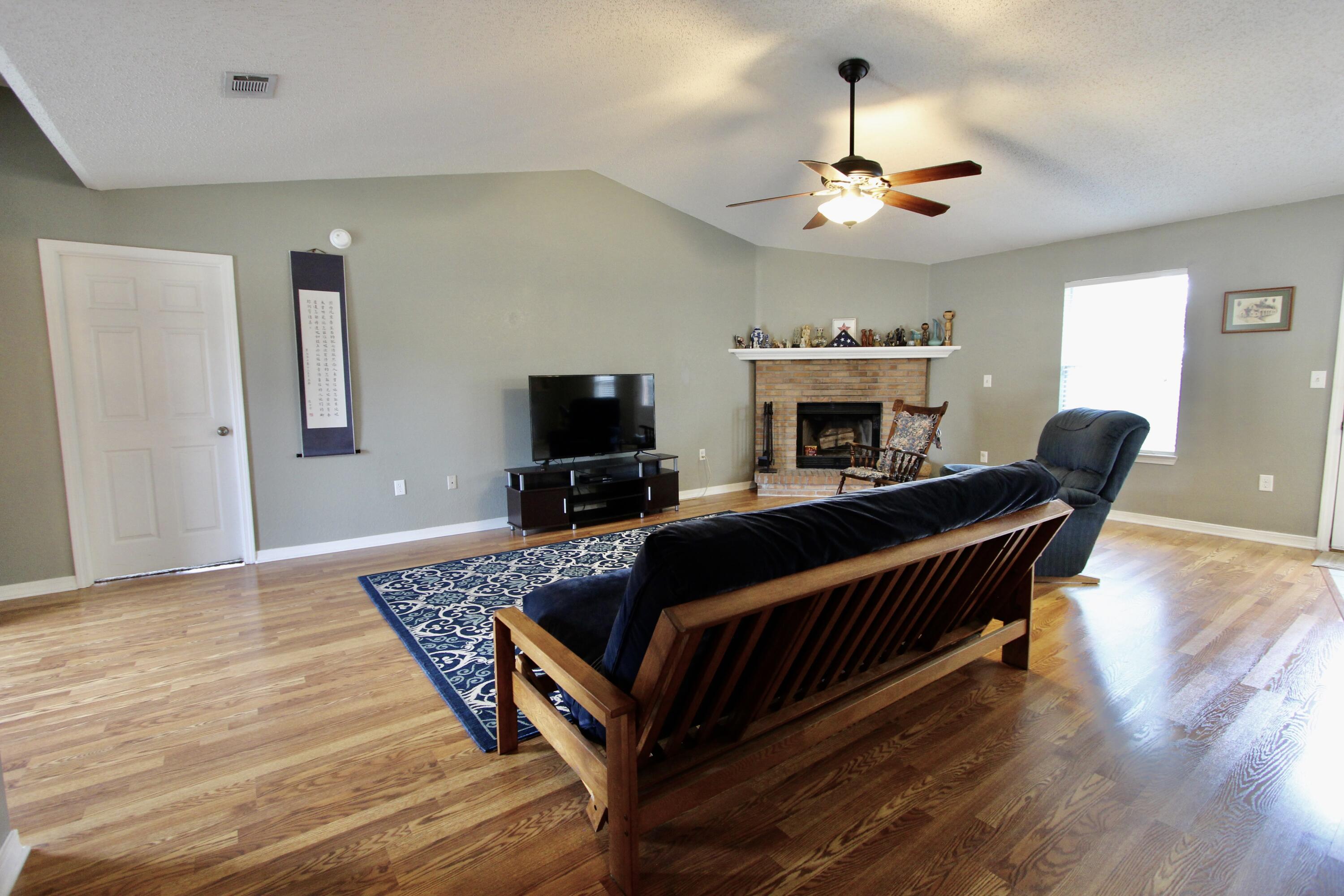 RIVERCHASE S/D PH 2 - Residential