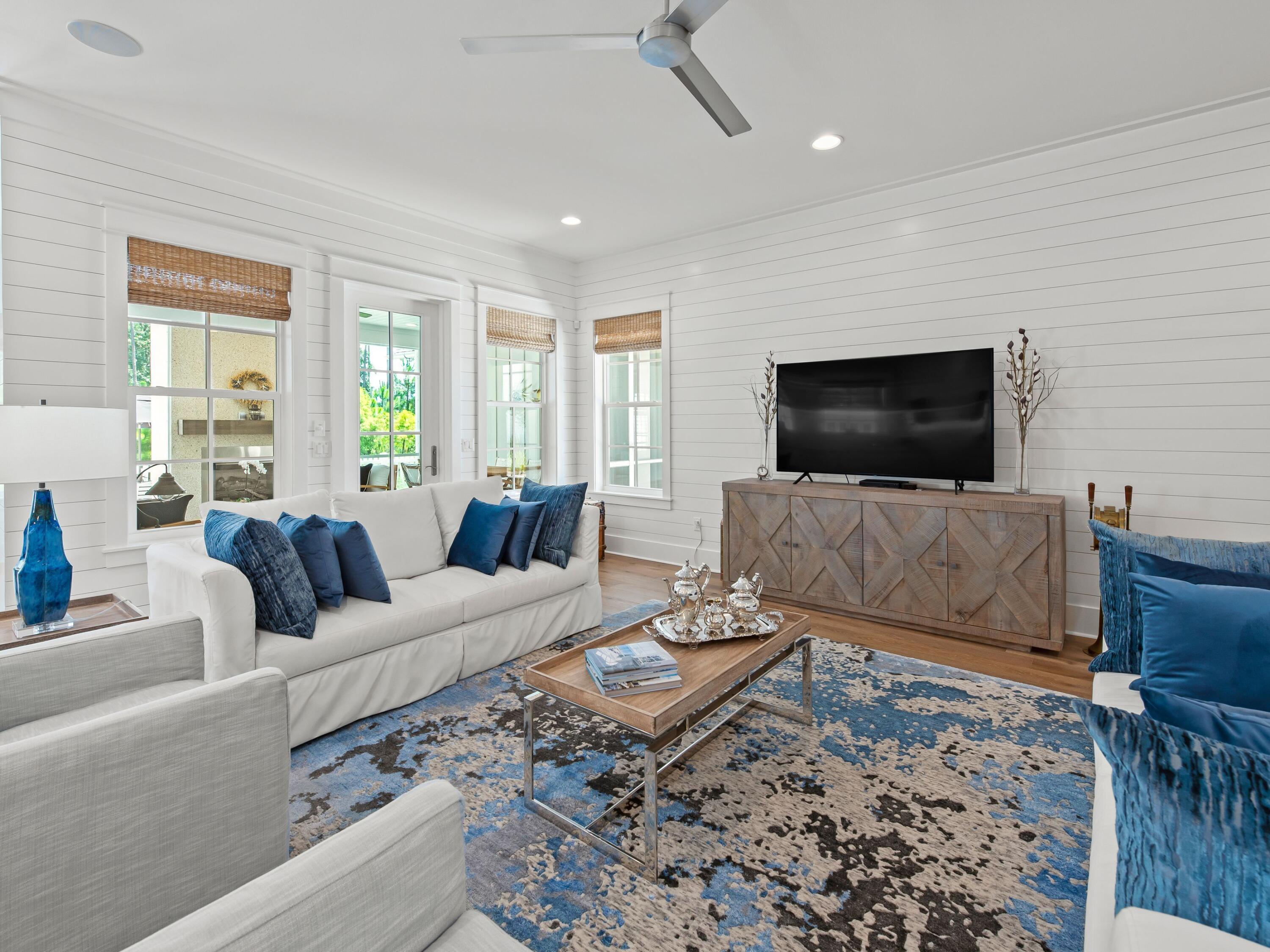 WATERSOUND ORIGINS - Residential