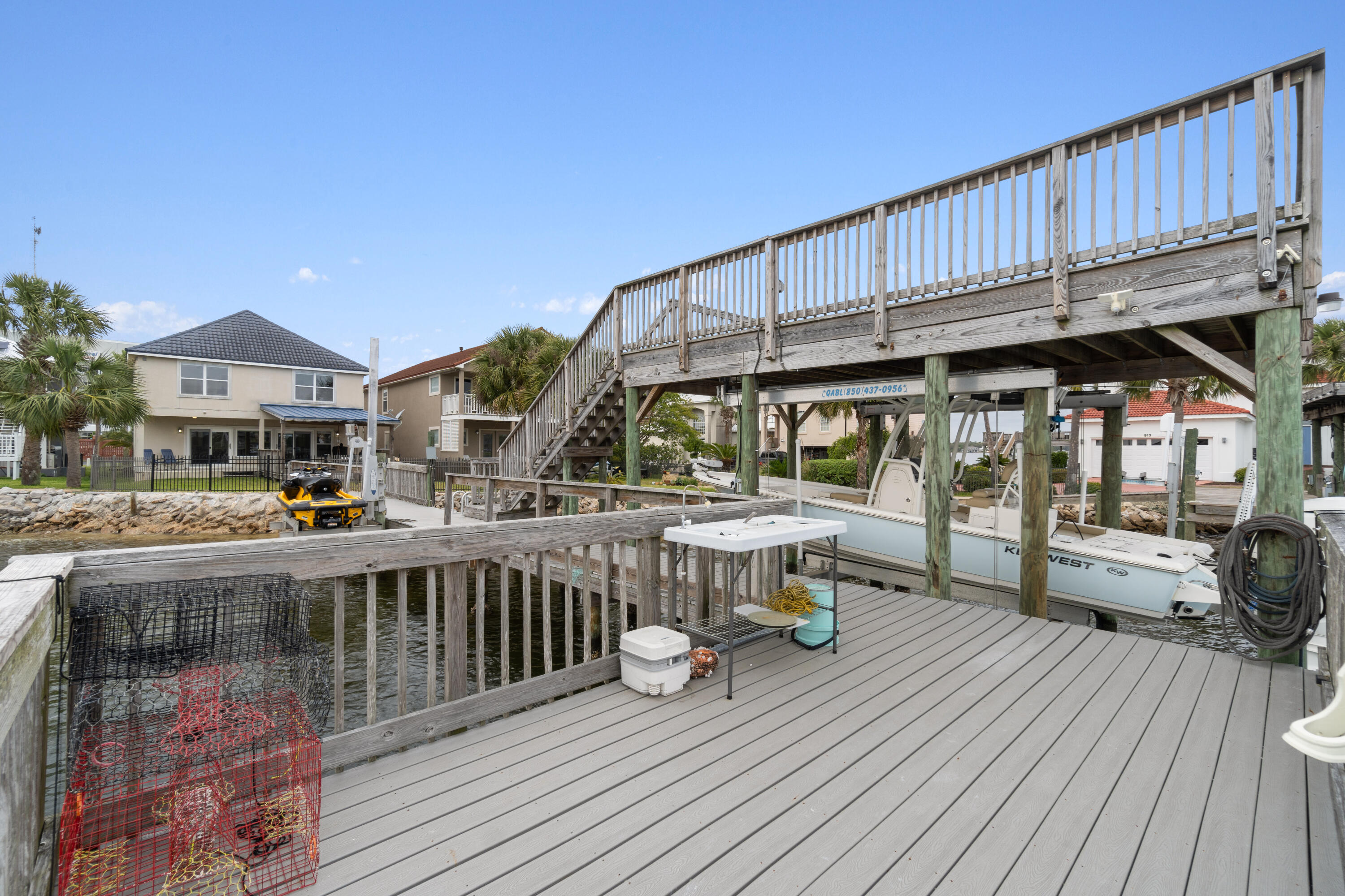 LIGHTHOUSE POINTE - Residential