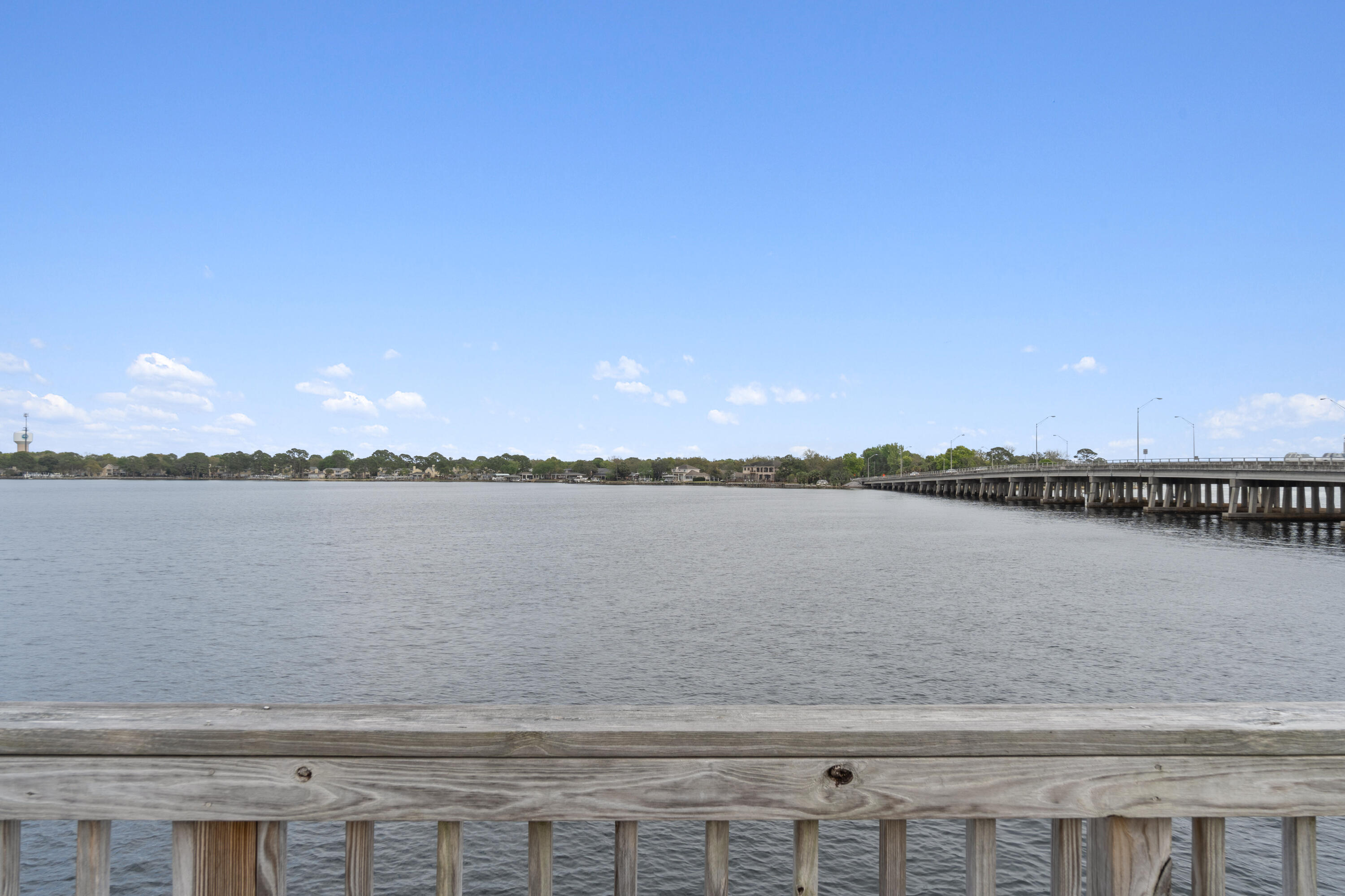 LIGHTHOUSE POINTE - Residential