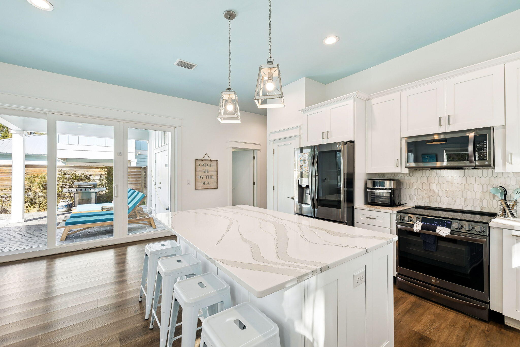 FRANGISTA BEACH 2ND ADDN - Residential