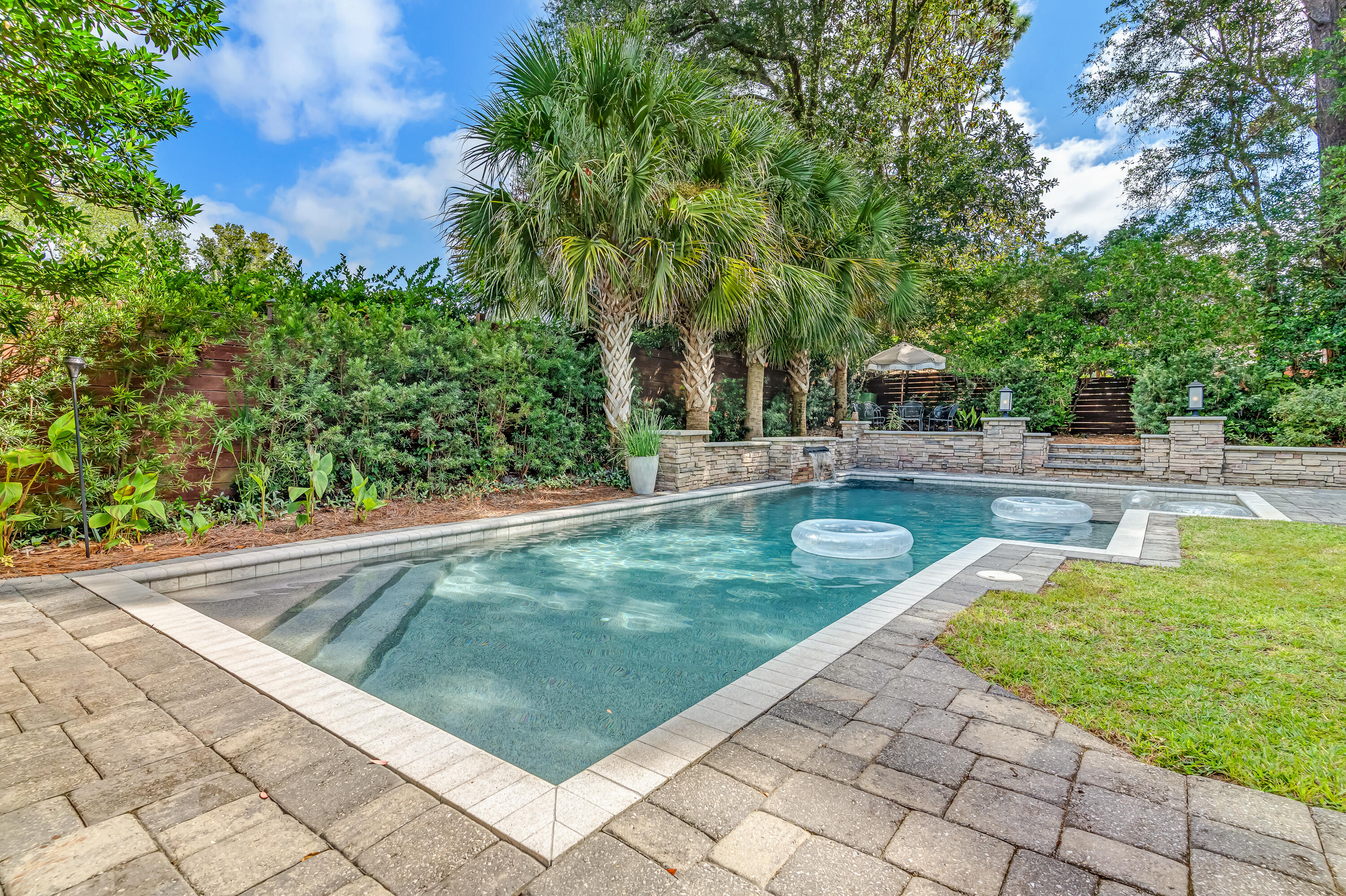 LONGWOOD S/D - Residential